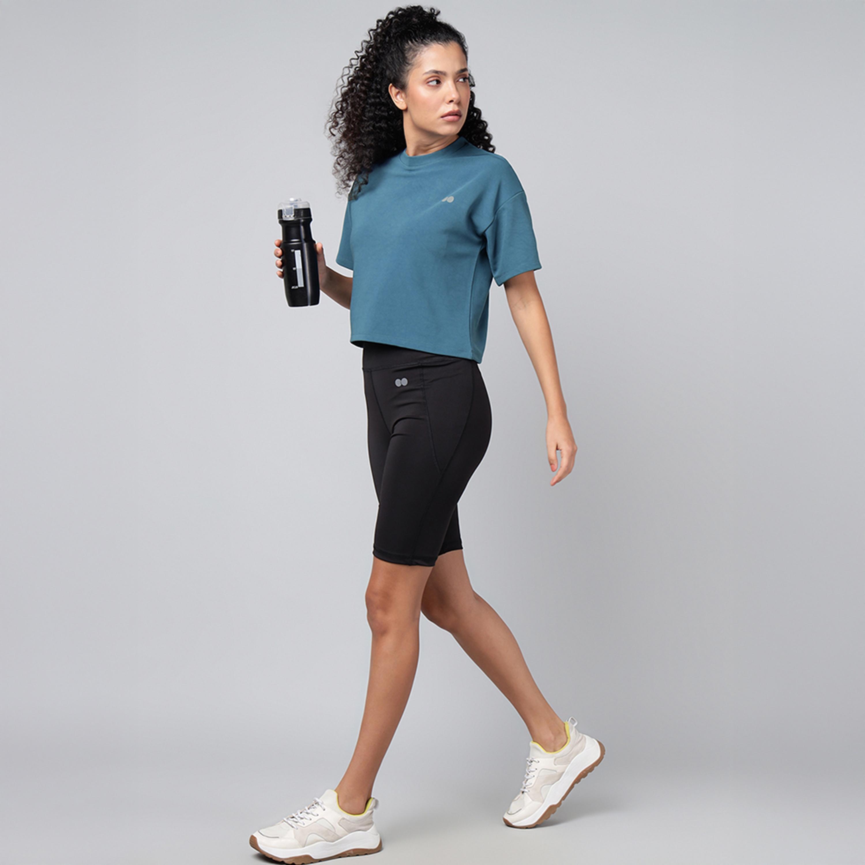 تي شيرت رياضي قصير بقصة مريحة - أزرق بحري غامق من كلوفيا-women-clothing-tshirts-image-2