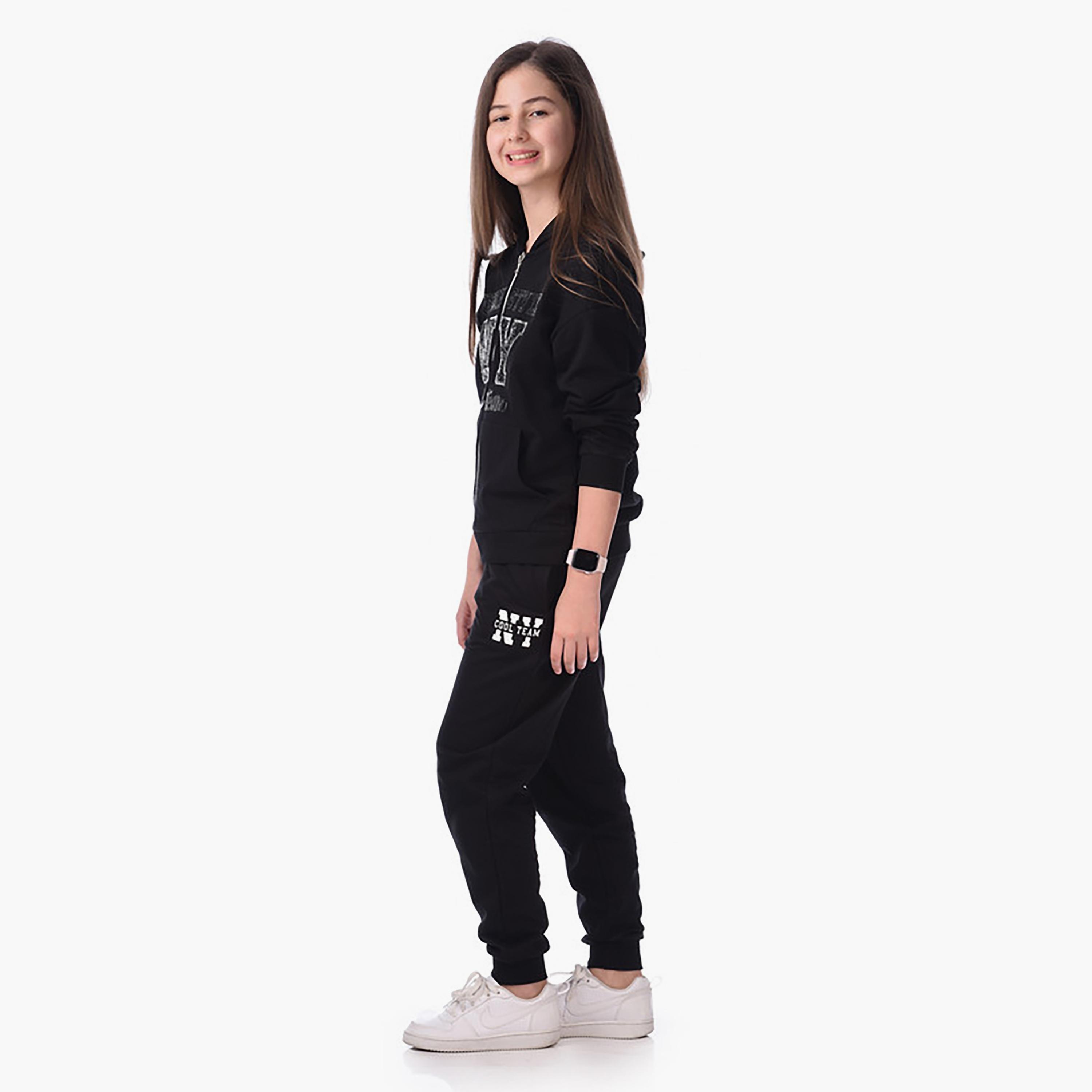 جاكيت مطرز بأكمام طويلة قطعتين مع بنطال ركض من فيكتور اند جين-girls-clothing-winterwear-setsandcoords-image-4
