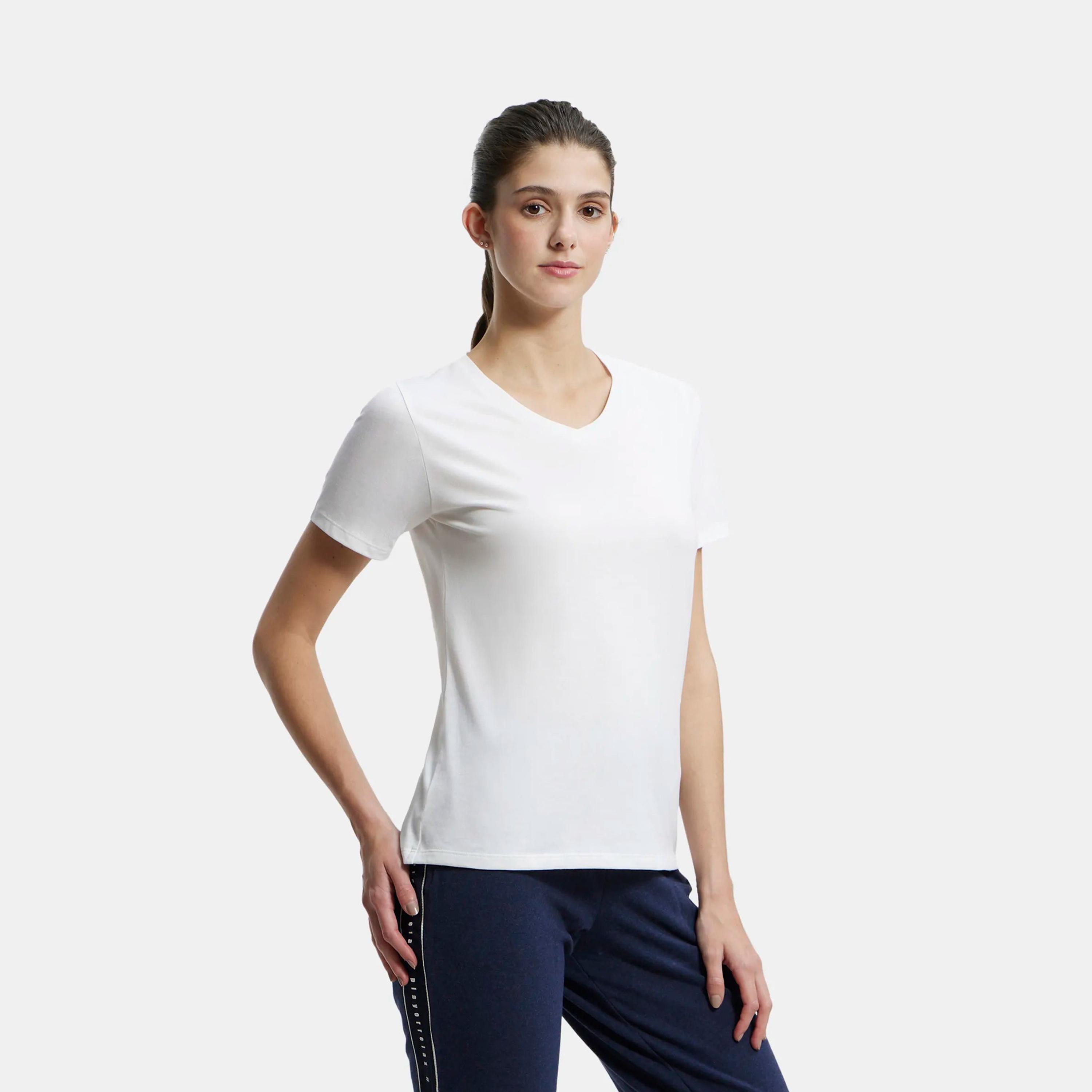جوكي- تي شيرت نسائي رياضي رقبة V-women-clothing-tshirts-image-18
