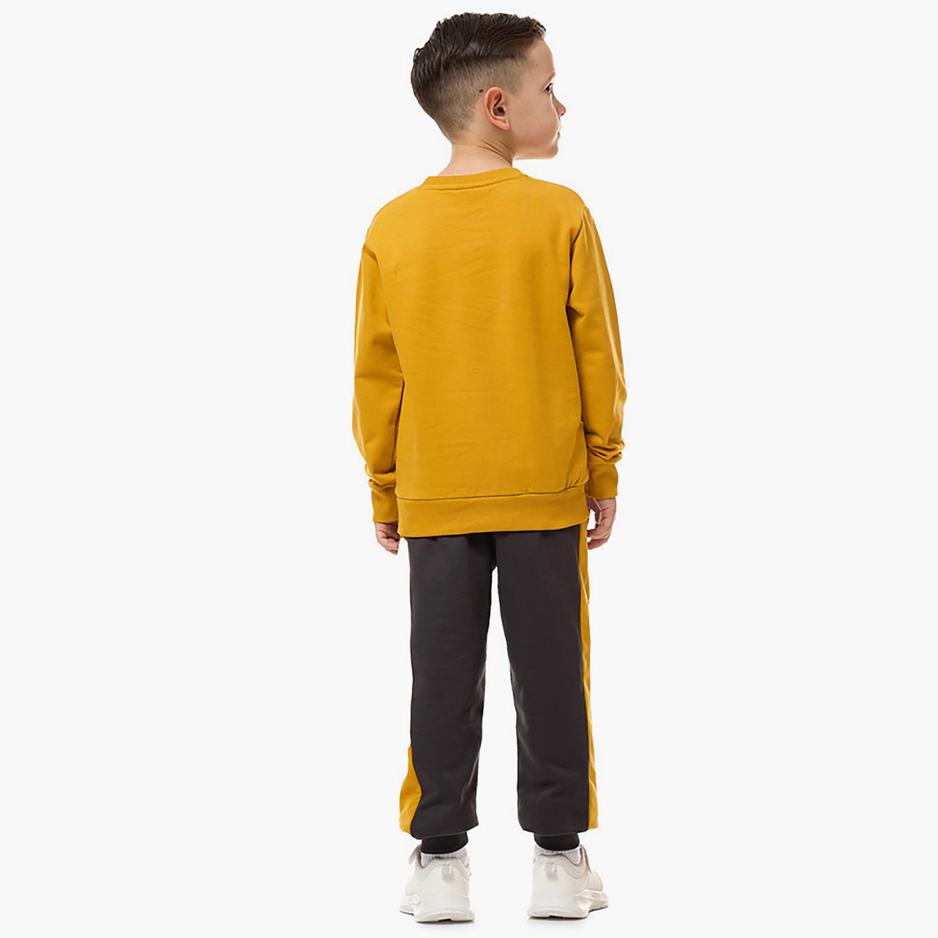 Victor and Jane 2-Piece Printed Long Sleeves T-Shirt with Joggers-boys-clothing-setsandcoords-image-3