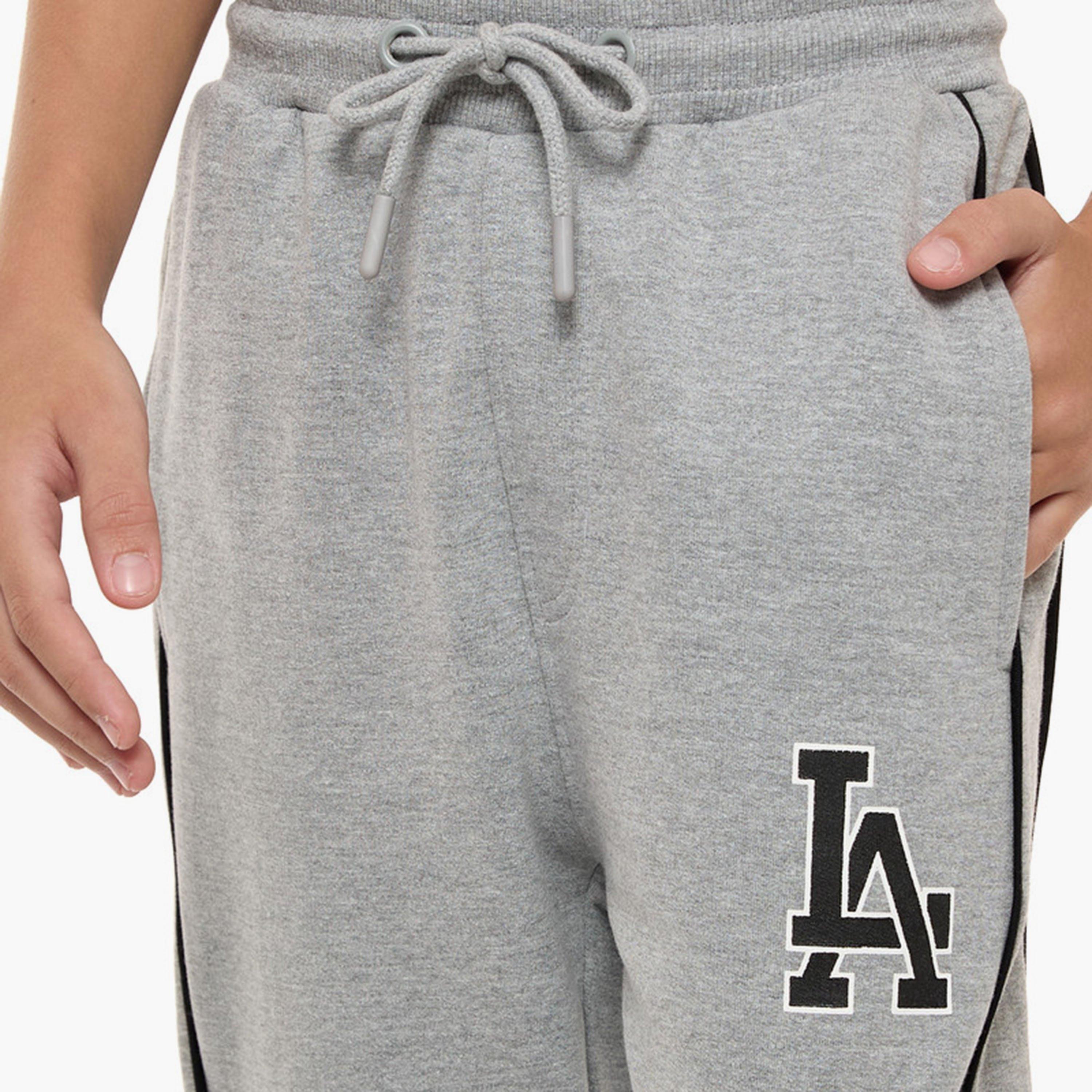 Victor and Jane 2-Piece Printed Long Sleeves Hoodie with Joggers-boys-clothing-setsandcoords-image-5