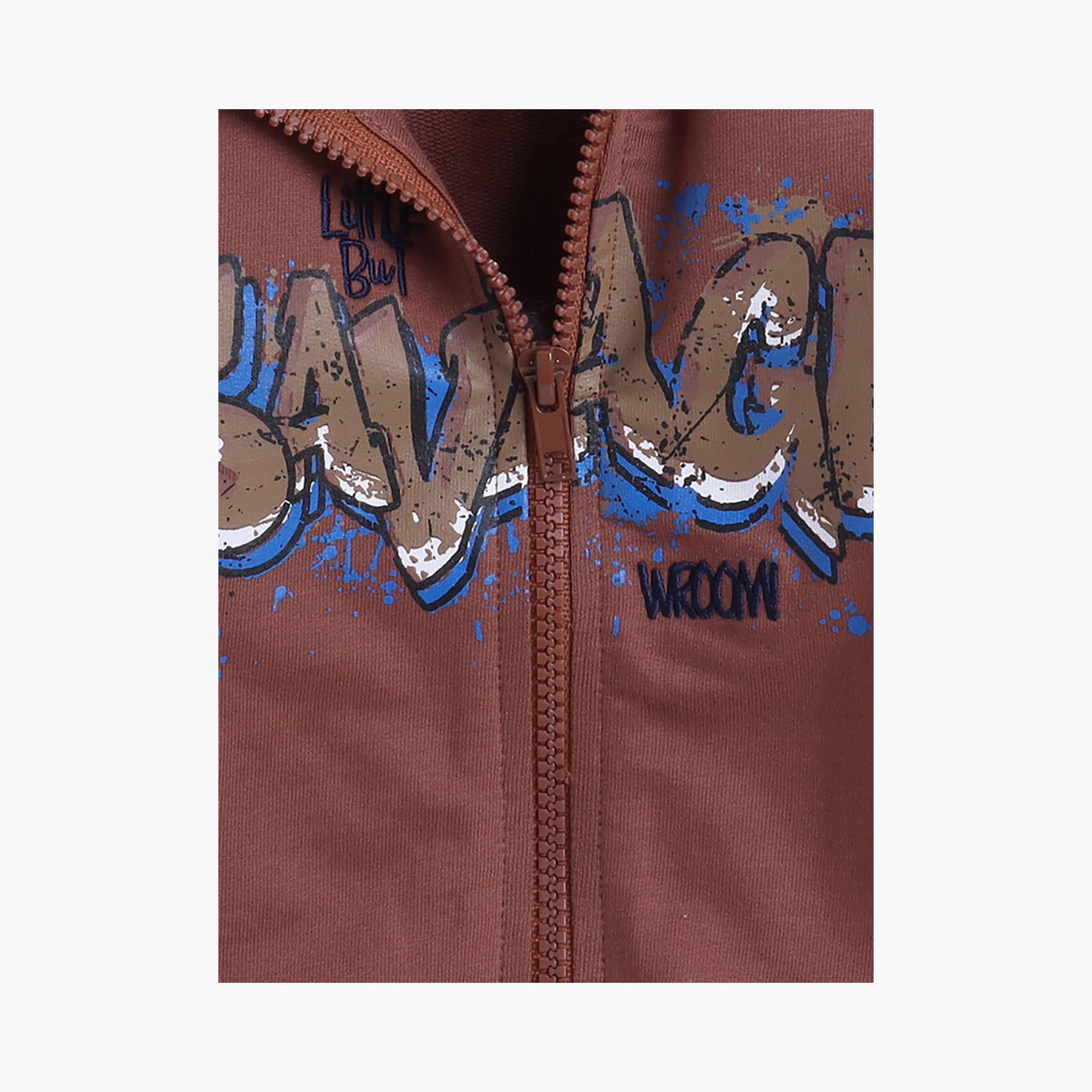 تي شيرت مطبوع، جاكيت وبنطال رياضي 3 قطع من فيكتور اند جين-baby-boys-clothing-winterwear-setsandcoords-image-4