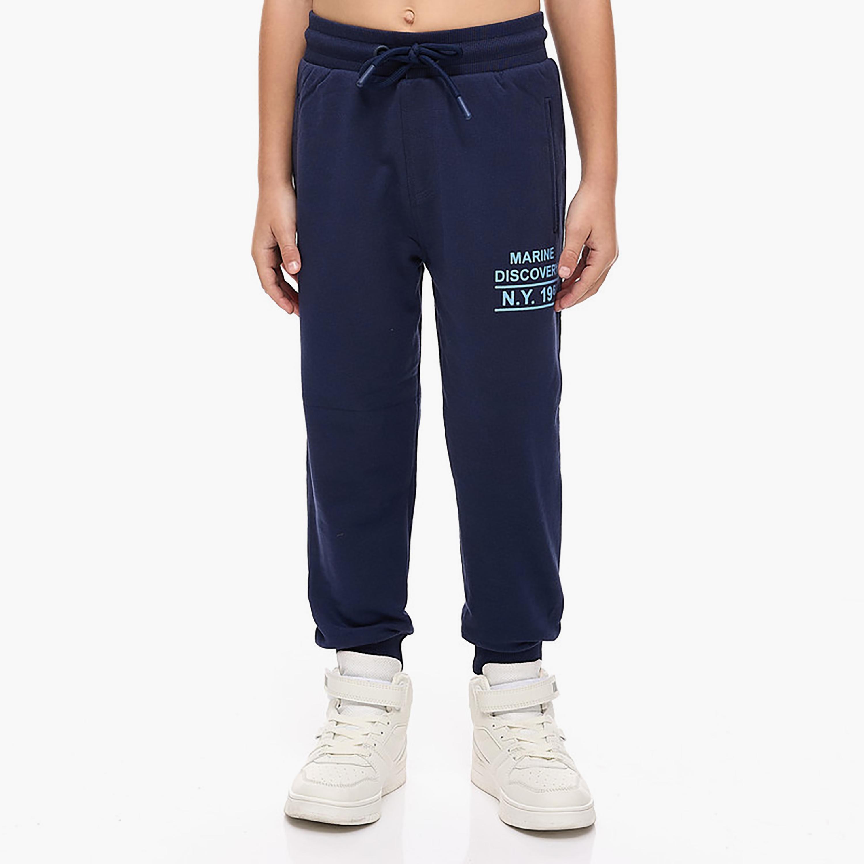 هودي بأكمام طويلة مطبوع مع بنطلون ركض قطعتين من فيكتور اند جين-boys-clothing-setsandcoords-image-1