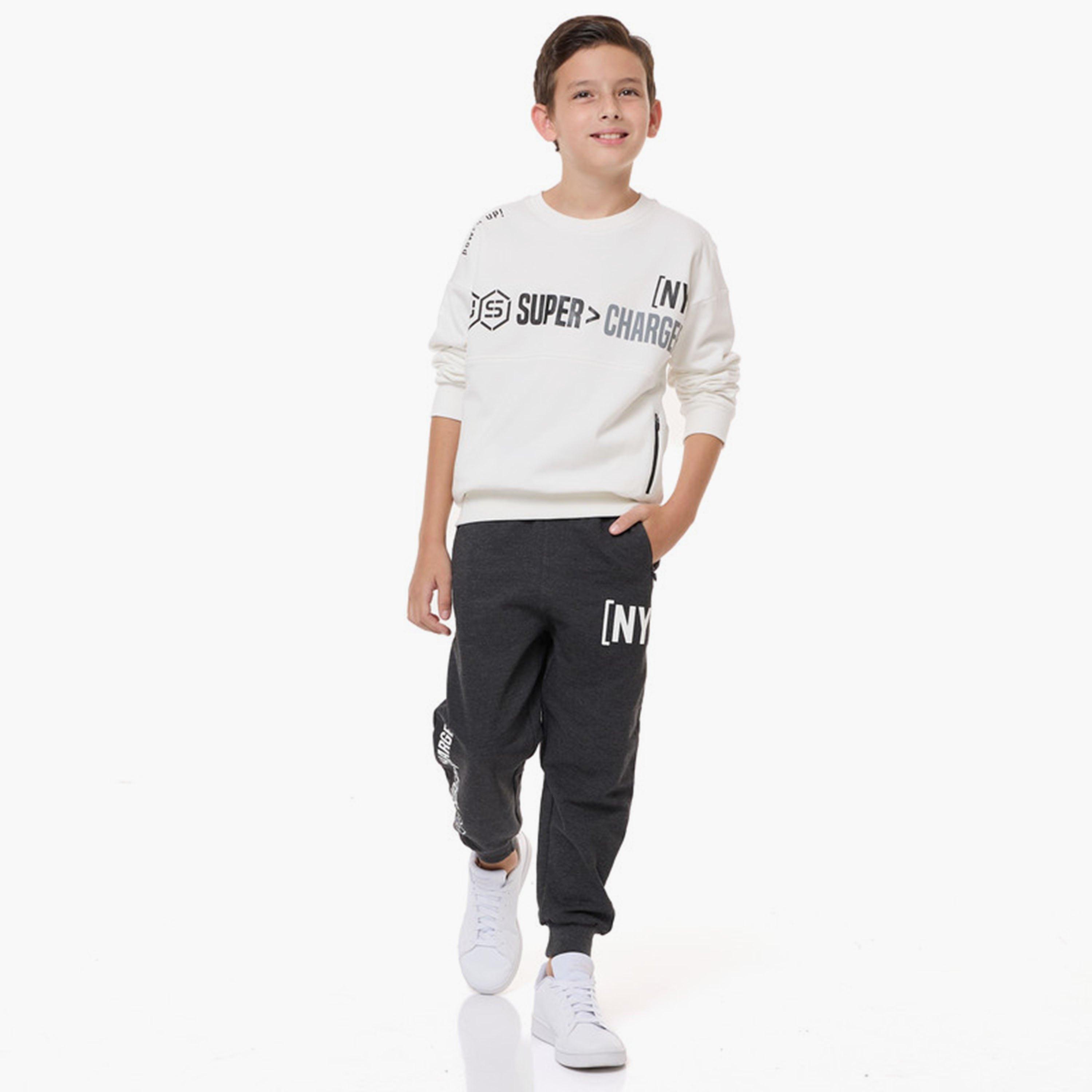 سويت شيرت مطبوع بأكمام طويلة مع بنطال ركض قطعتين من فيكتور اندجين-boys-clothing-setsandcoords-image-1