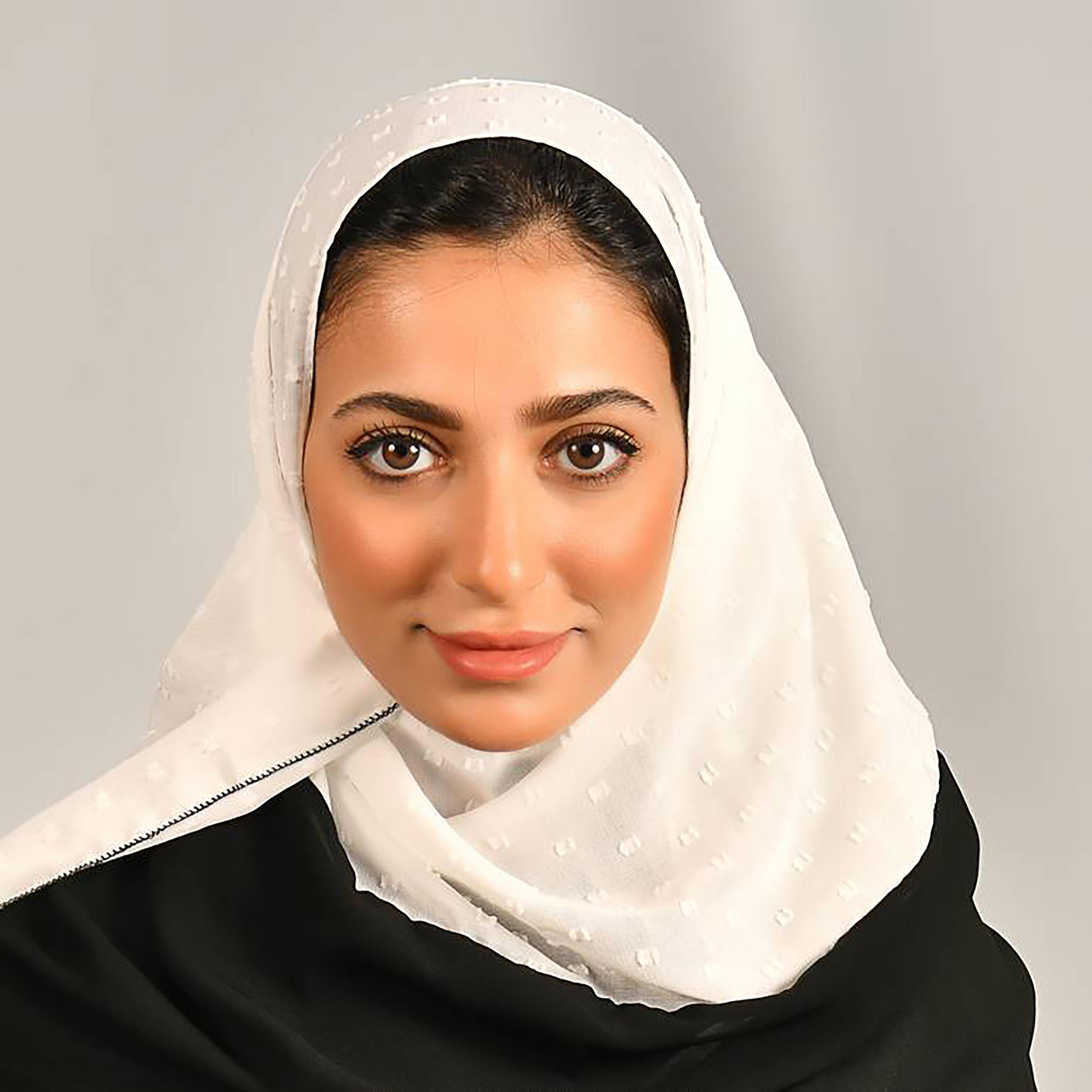 Hawraa White Self Design Crepe Hijab-women-arabicclothing-headscarf-hijab-image-1