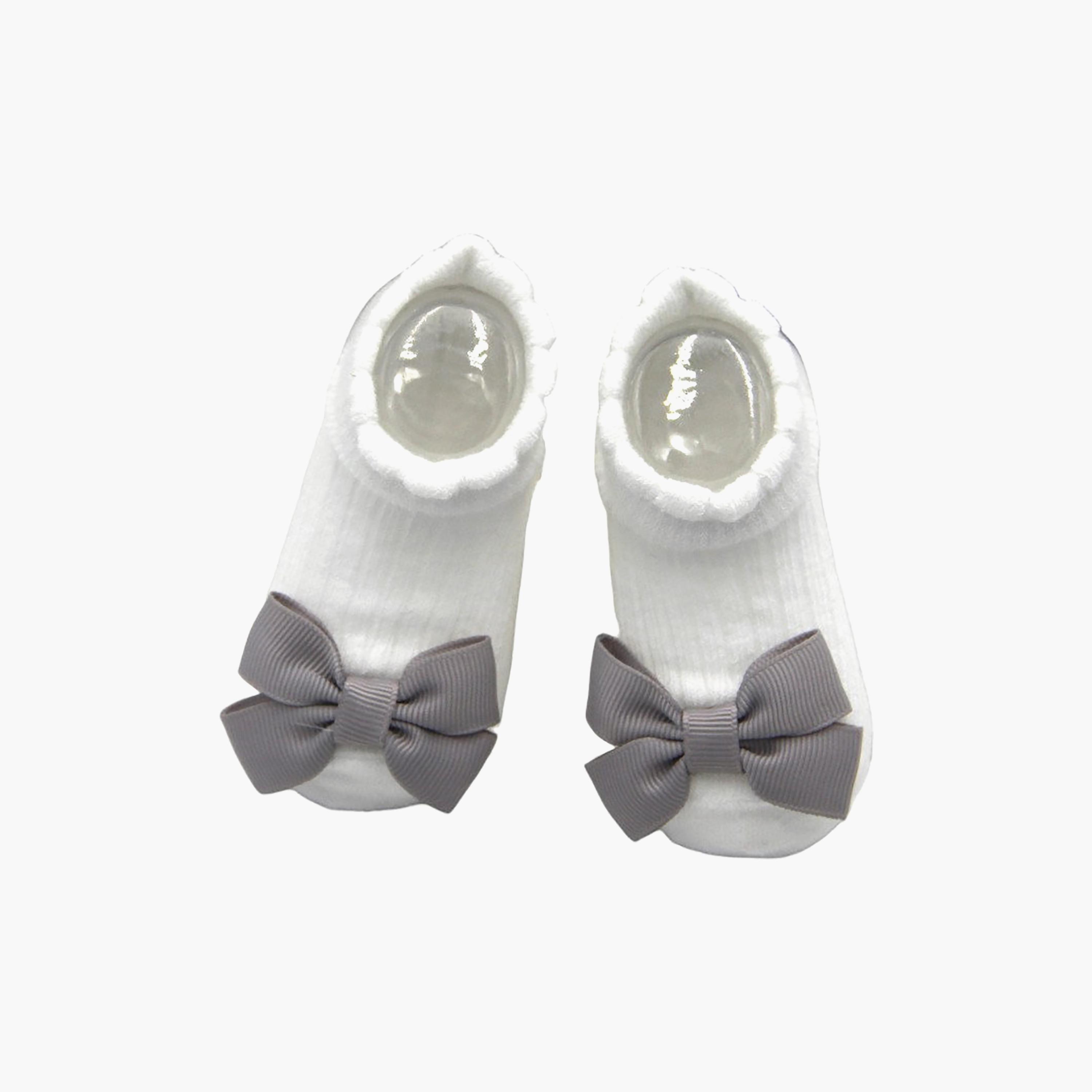 طقم جوارب "أنيكا" وعصابة رأس بفيونكة "ريبون" من بامبيميتشي-girls-accessories-socks-image-2
