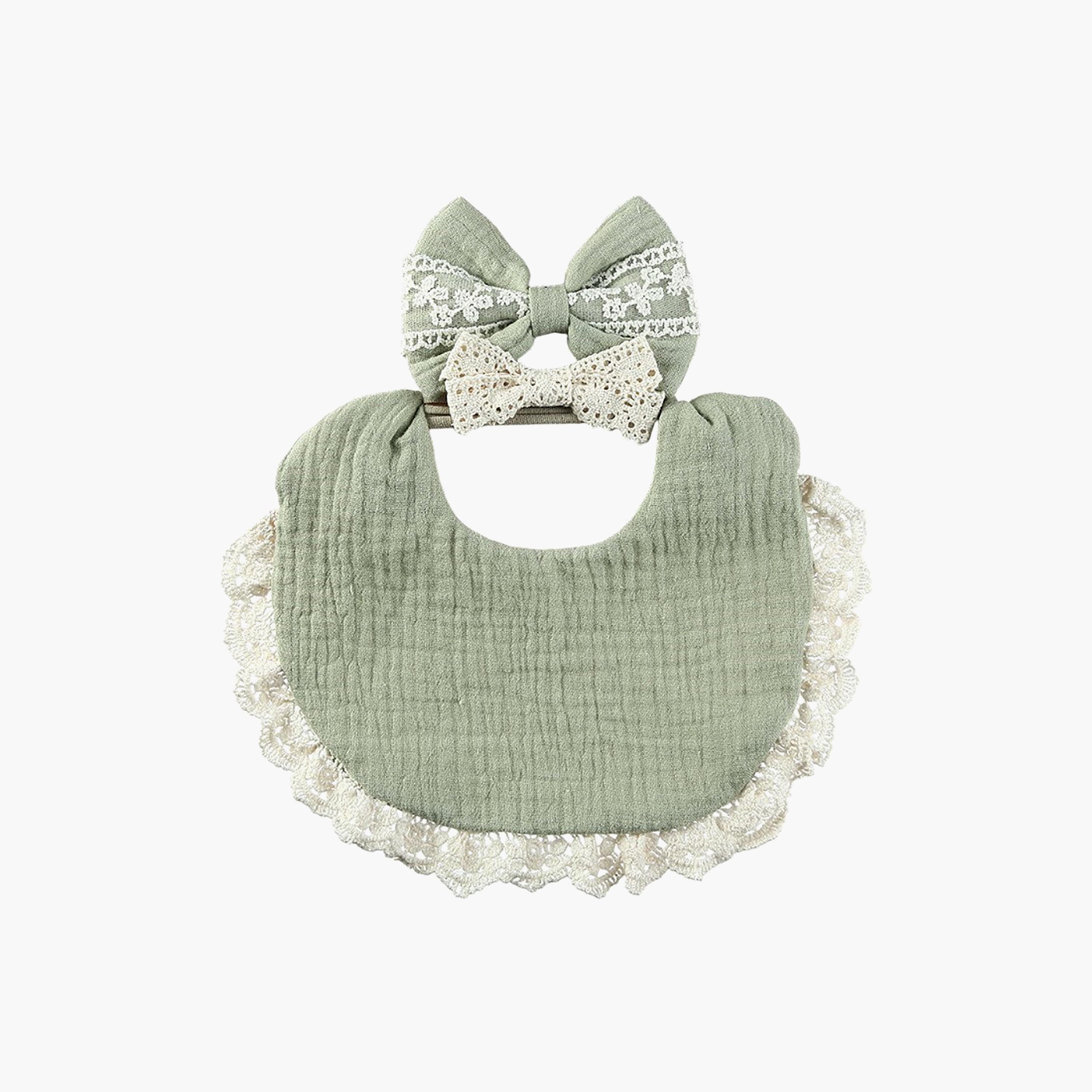 طقم عصابة رأس "كاميلا" برباط وفيونكة "ريبون" ومريلة من بامبيميتشي-baby-feeding-bibs-image-1