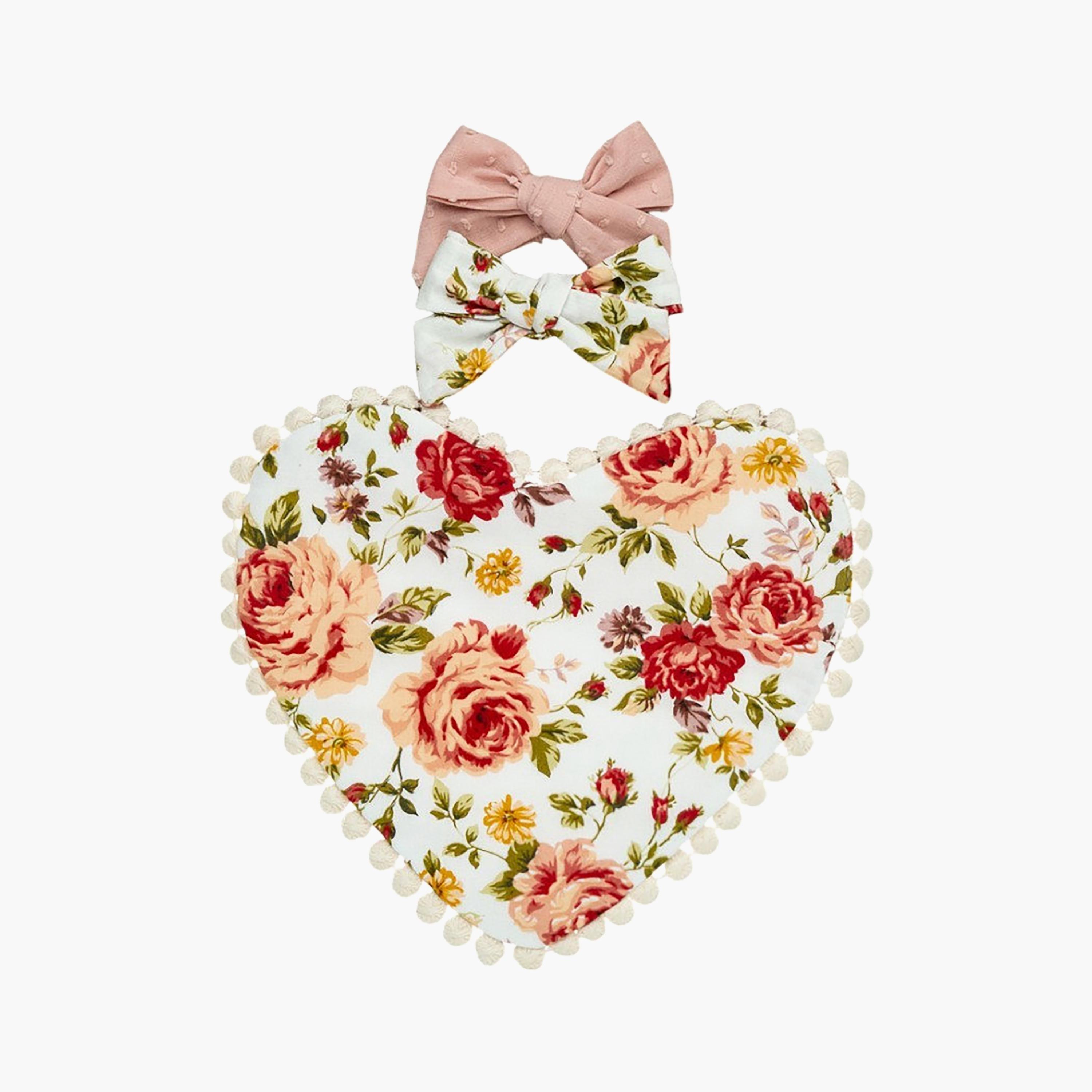 طقم عصابة رأس "أمارا" بفيونكة "ريبون" ومريلة على شكل قلب من بامبيميتشي-baby-feeding-bibs-image-1