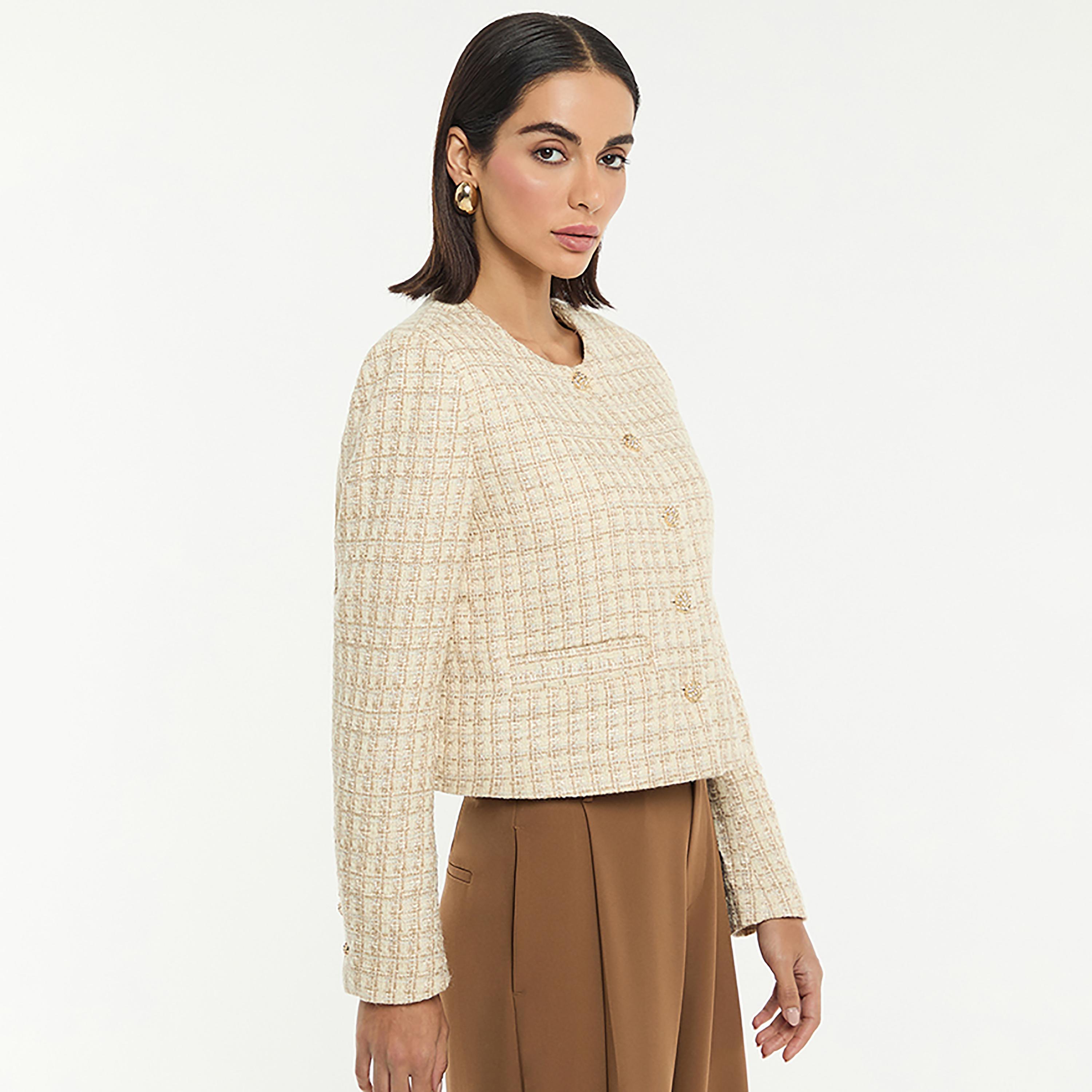 جاكيت نسائي "توييد" بأزرار بلون كريمي من بي سي بي جي-women-winterwear-coatsandjackets-jackets-image-5