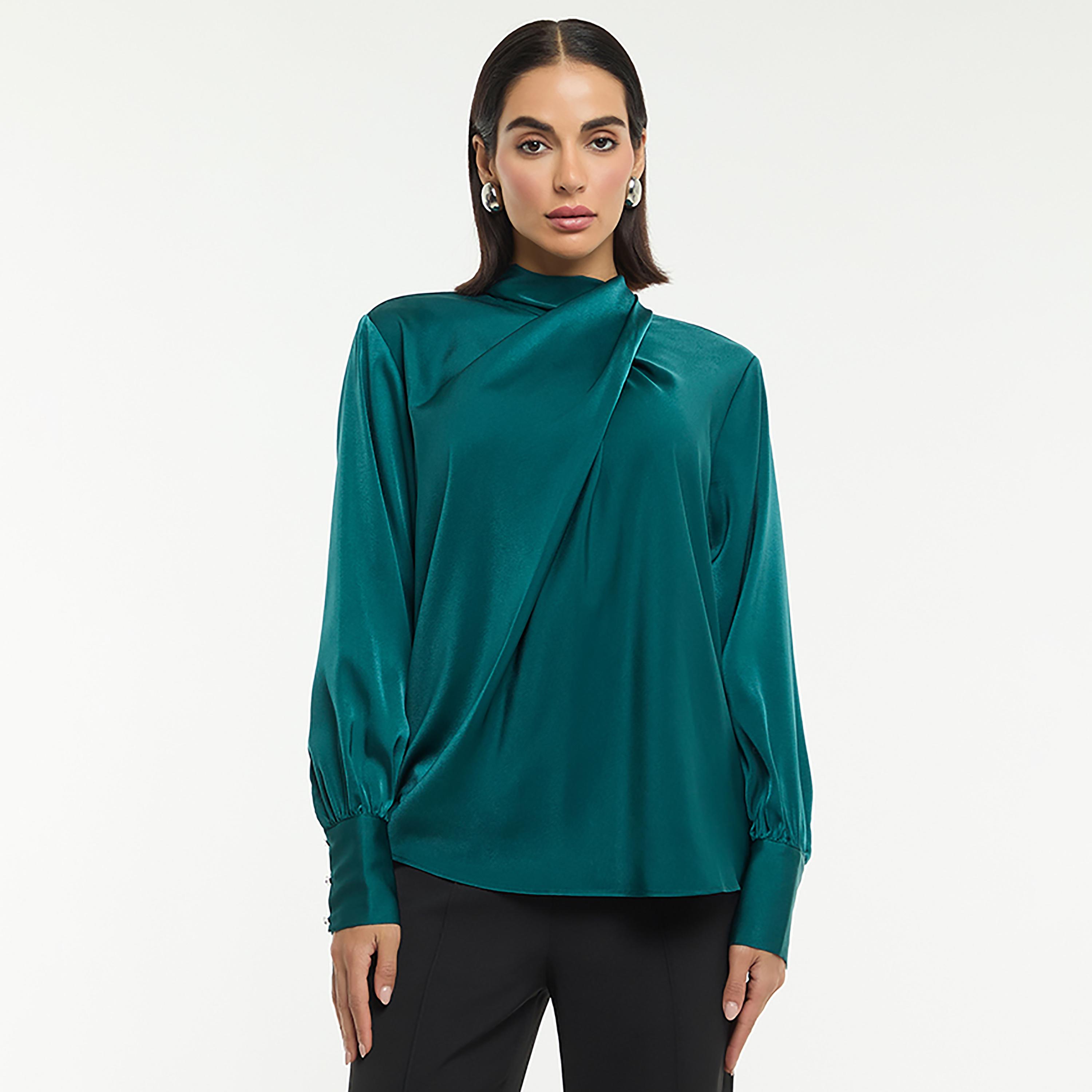 بلوزة ساتان نسائية بياقة "درابيه" منسدلة من بي سي بي جي-women-clothing-shirtsandblouses-blouses-image-5