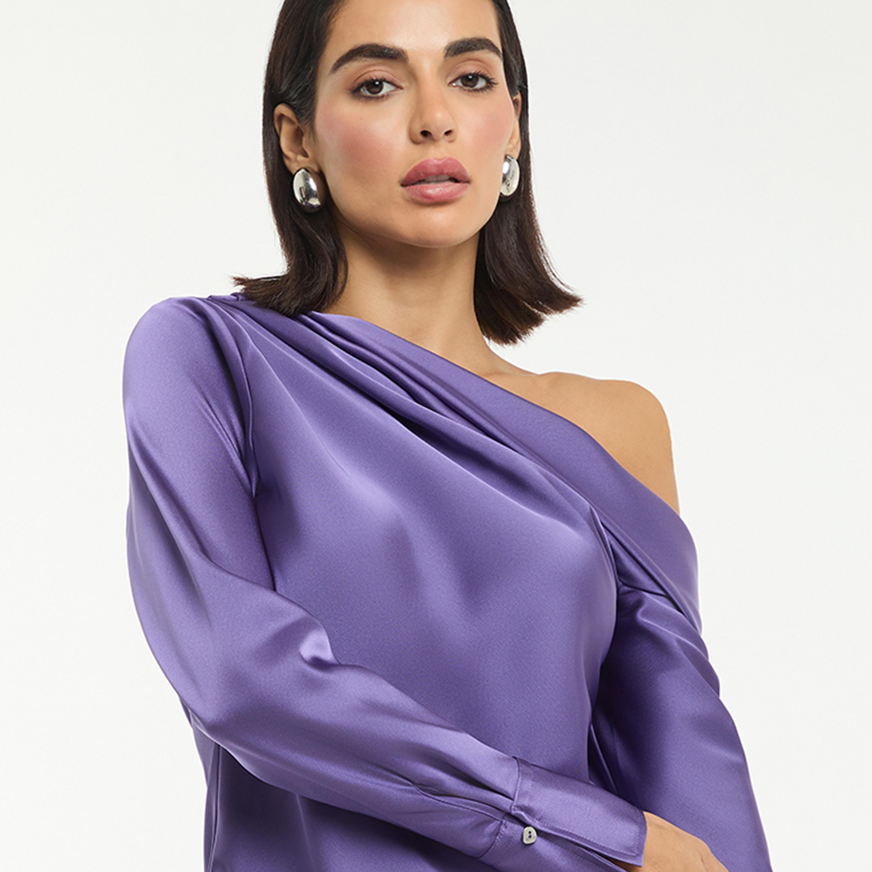 بلوزة ساتان نسائية بكتف واحد بلون أرجواني داكن من بي سي بي جي-women-clothing-shirtsandblouses-blouses-image-4