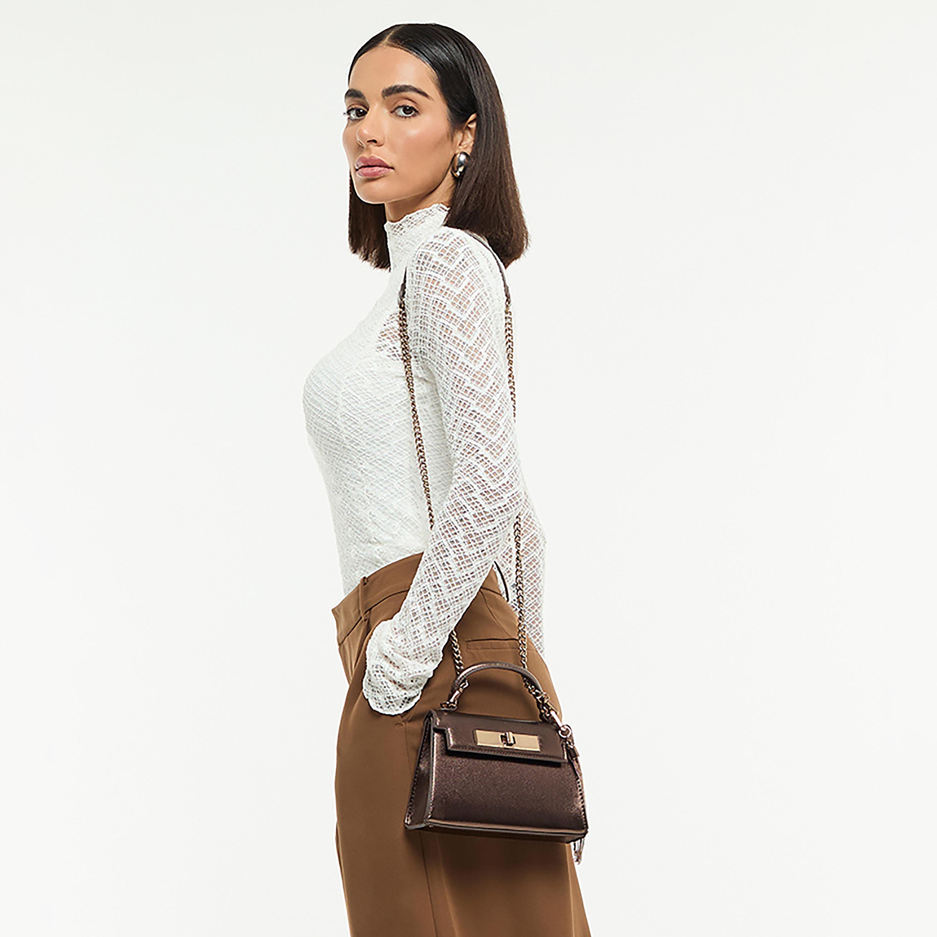 بلوزة نسائية من الدانتيل بياقة "موك نيك" بلون أوف وايت من بي سي بي جي-women-clothing-shirtsandblouses-blouses-image-6
