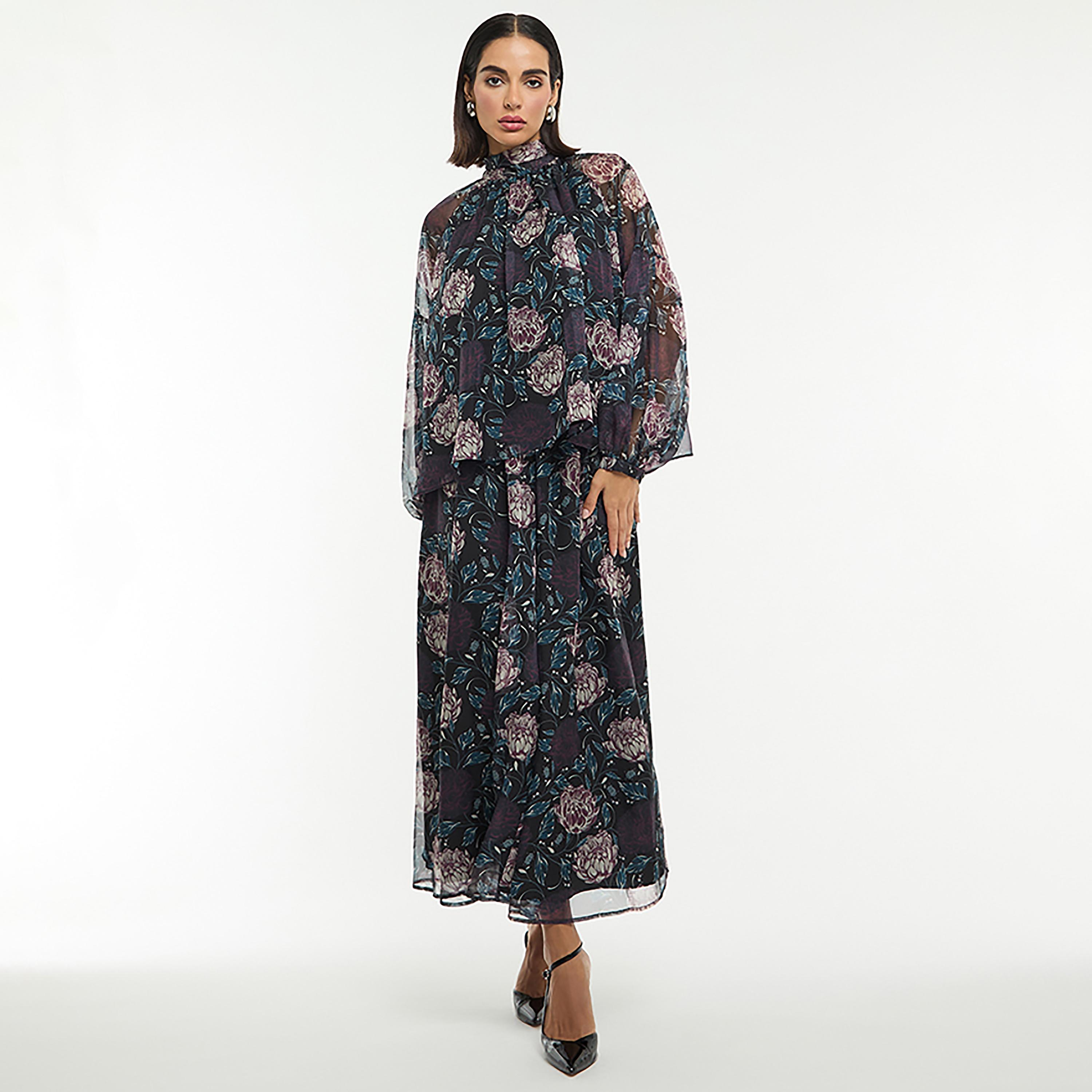بلوزة نسائية بياقة تربط من الخلف ونقشة زهور بلون أسود من بي سي بي جي-women-clothing-shirtsandblouses-blouses-image-2