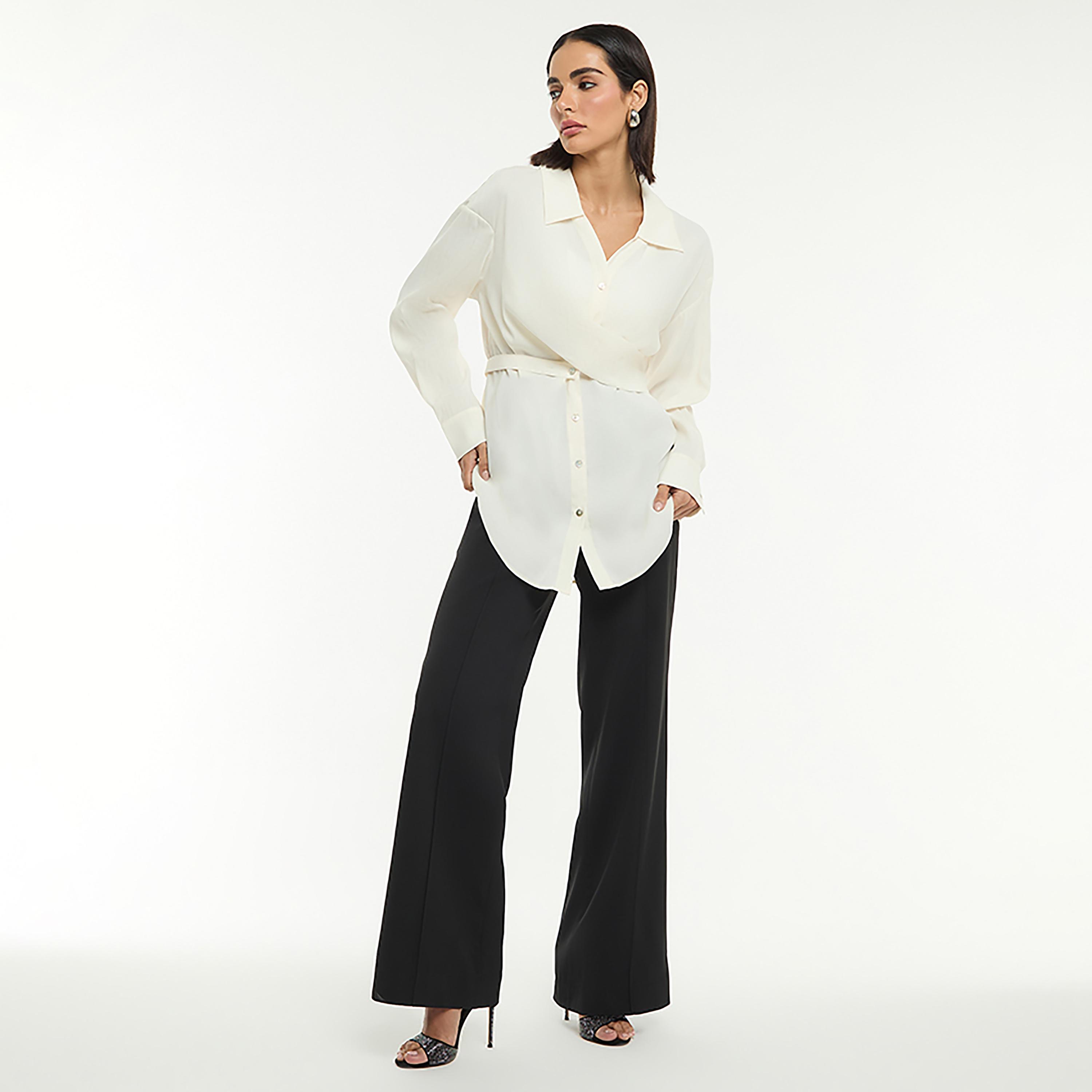 قميص نسائي بتفاصيل "تويستد" ملتوية بلون أوف وايت من بي سي بي جي-women-clothing-shirtsandblouses-shirts-image-2