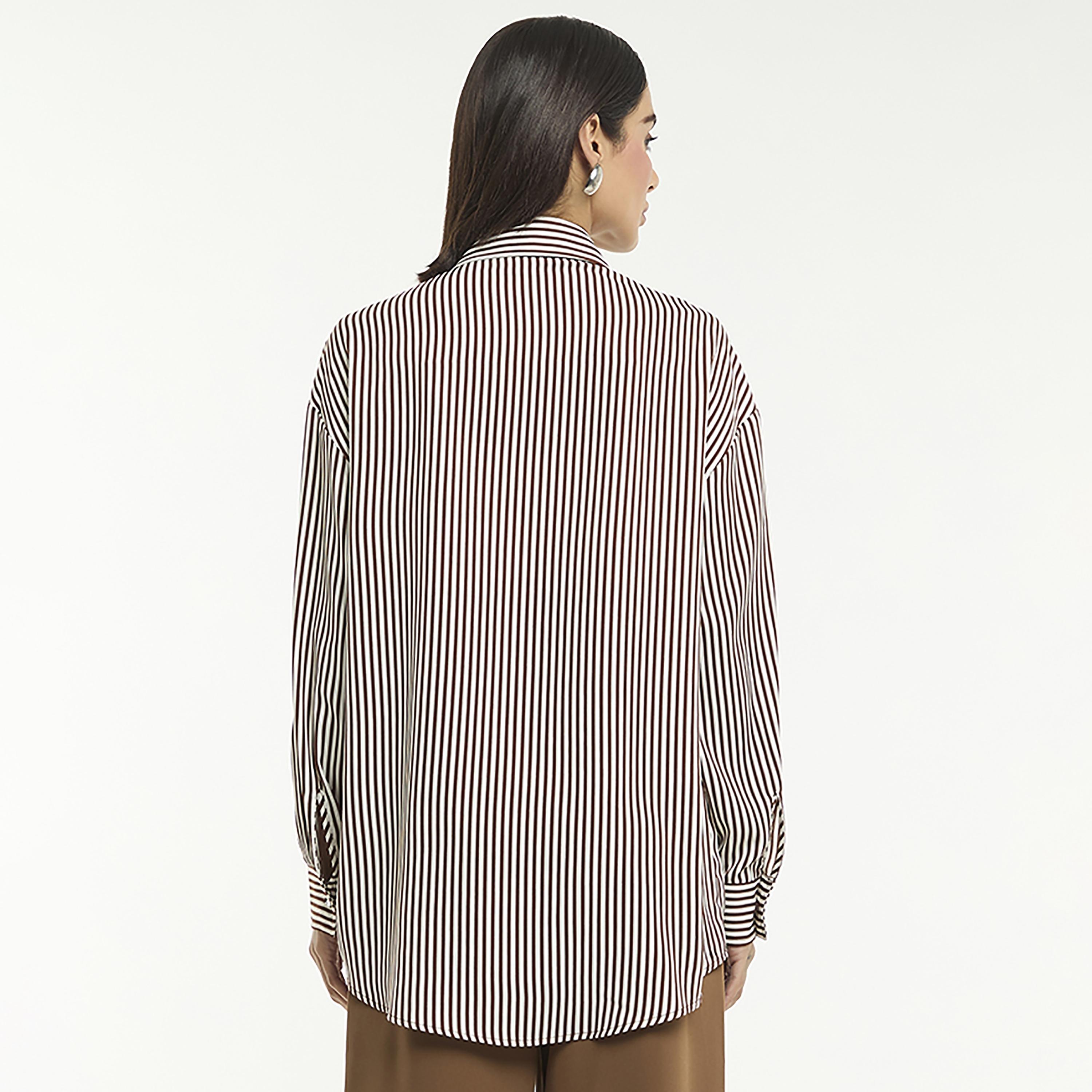 قميص نسائي "أوفرسايز" مخطط ومزين بالتطريز من بي سي بي جي-women-clothing-shirtsandblouses-shirts-image-3