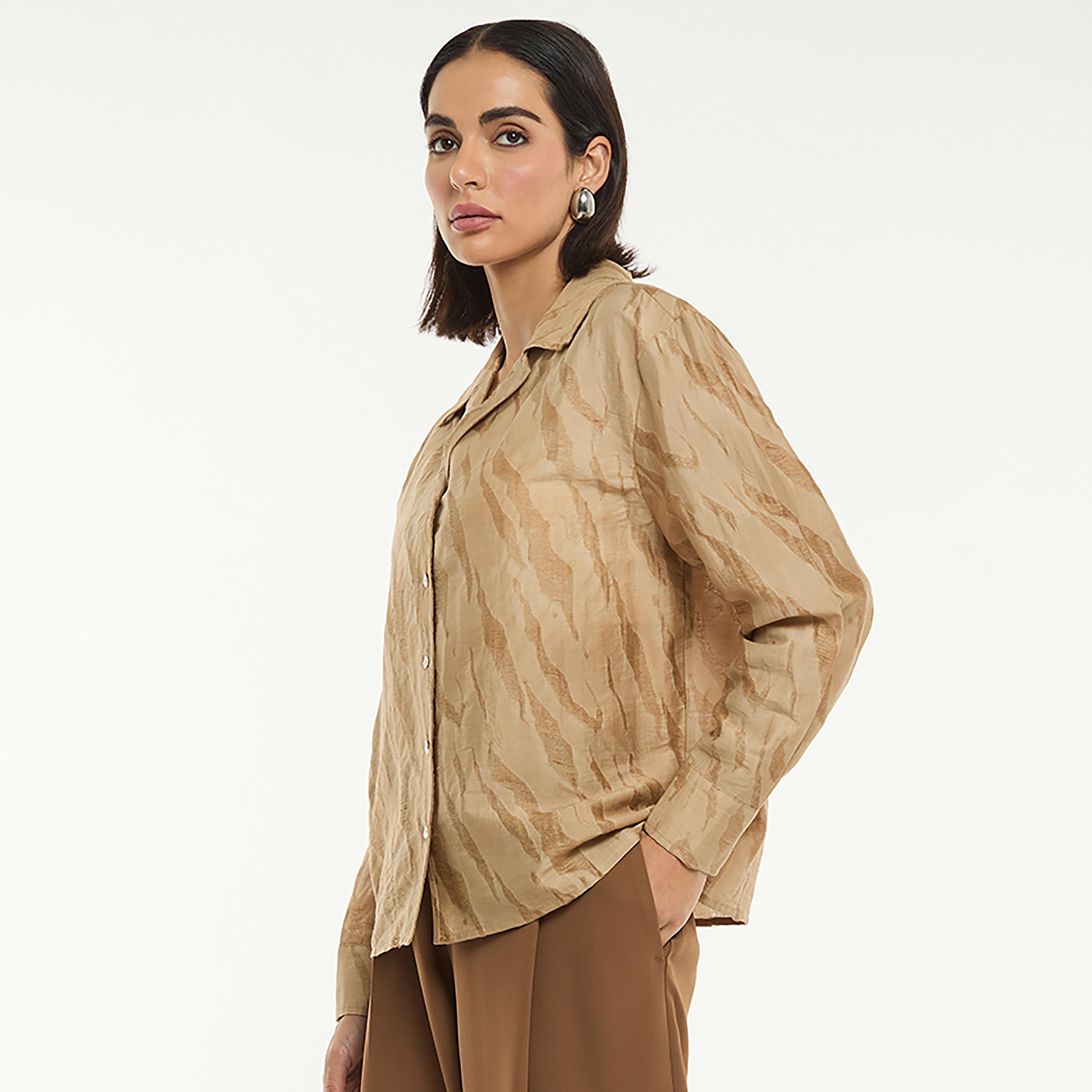 قميص ساتان جاكار بياقة "ريزورت" من بي سي بي جي-women-clothing-shirtsandblouses-shirts-image-7