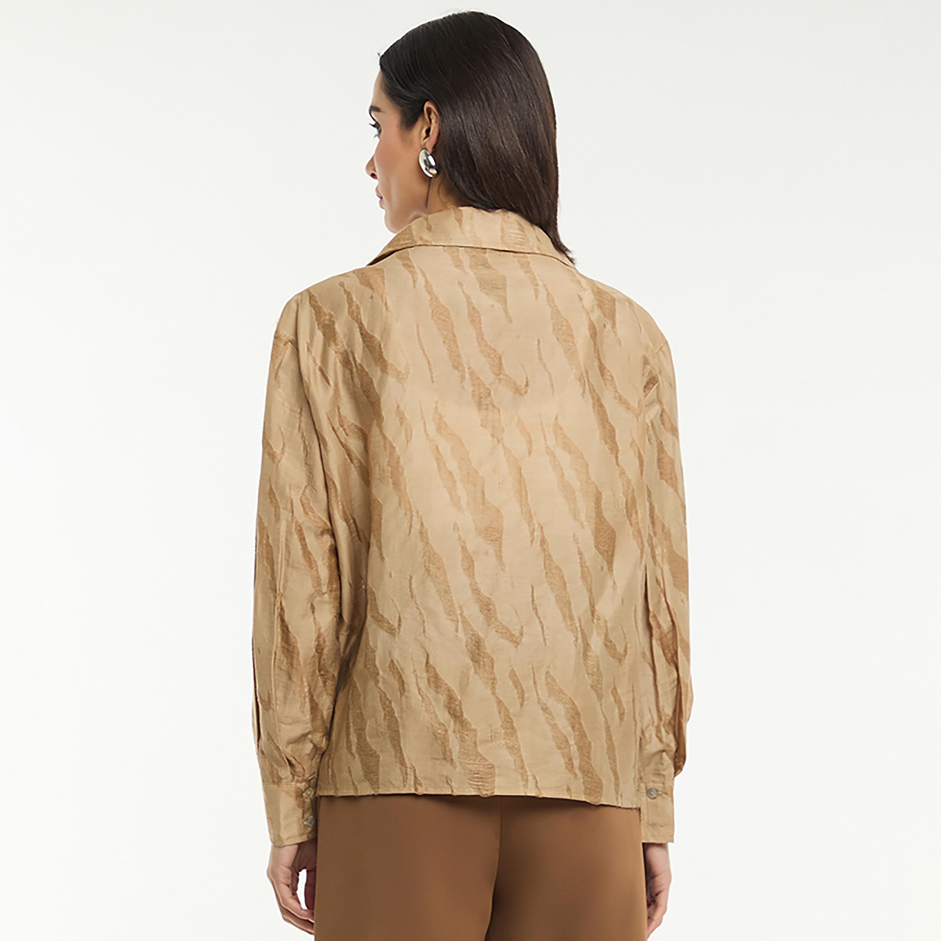 قميص ساتان جاكار بياقة "ريزورت" من بي سي بي جي-women-clothing-shirtsandblouses-shirts-image-8