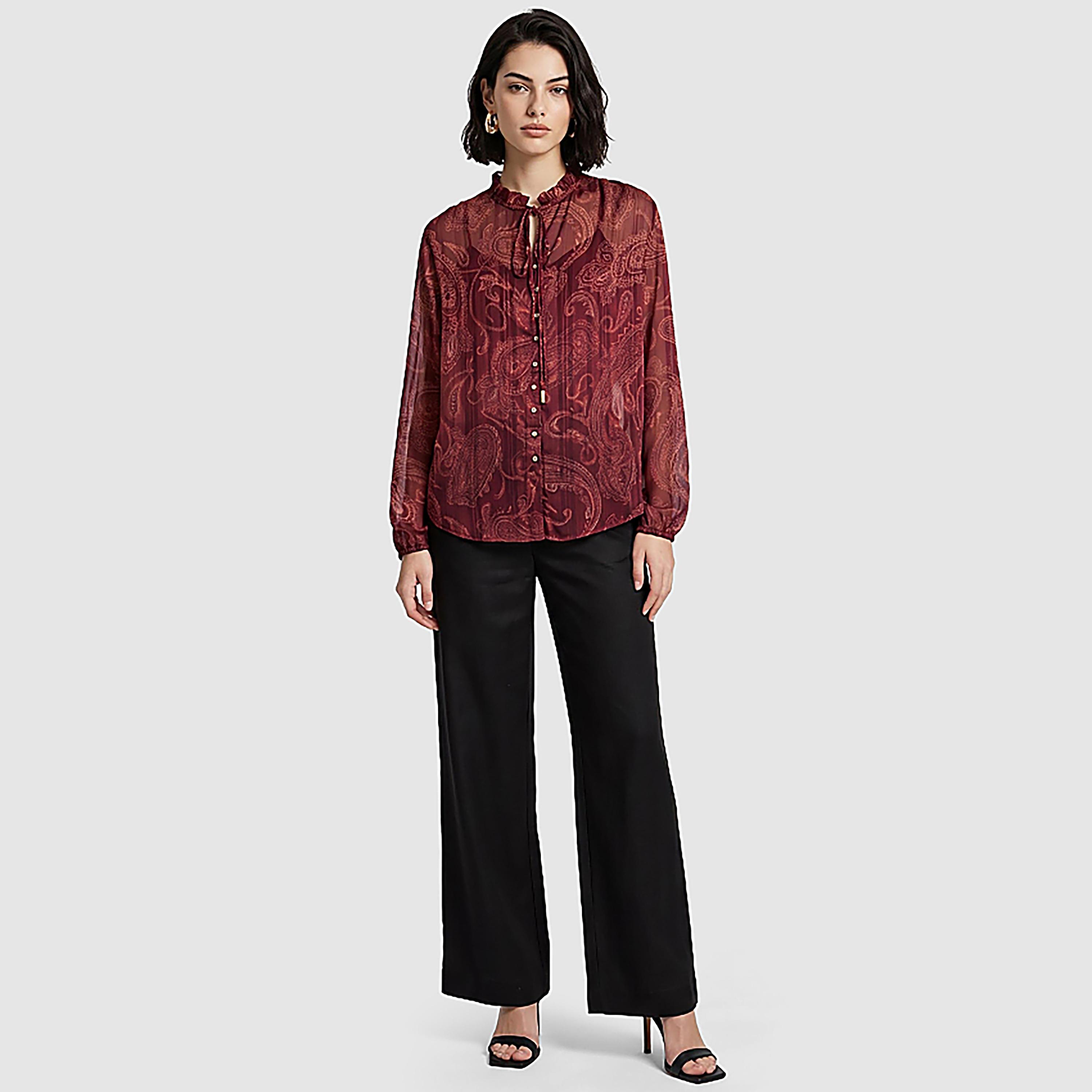 توب حريمي بطبعة بايزلي بلون العنابي برباط عند الرقبة من بي سي بي جي-women-clothing-shirtsandblouses-blouses-image-2
