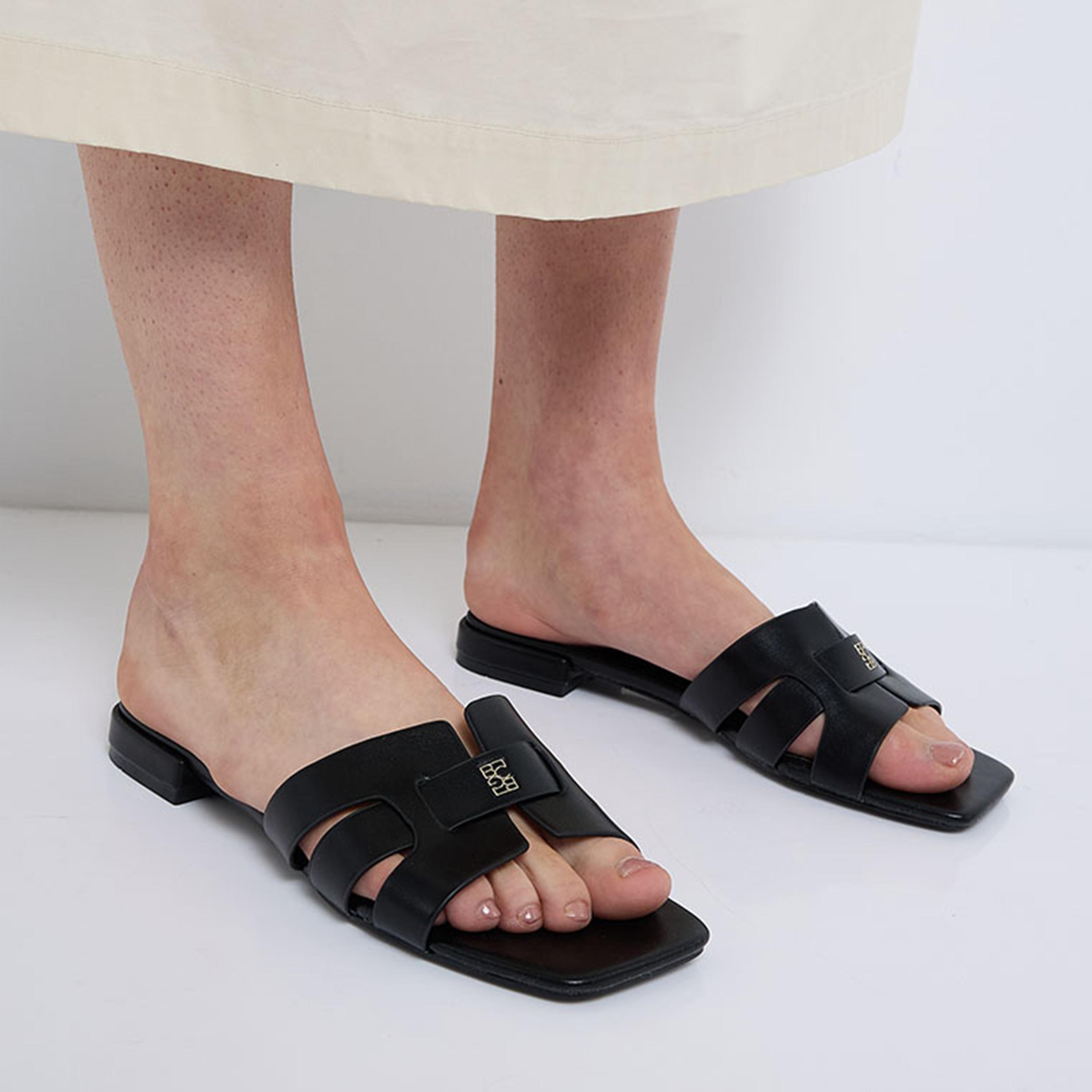 بي سي بي جي- صندل نسائي سهل الارتداء | BCBGS25FTW007H-women-shoes-sandals-flats-image-2