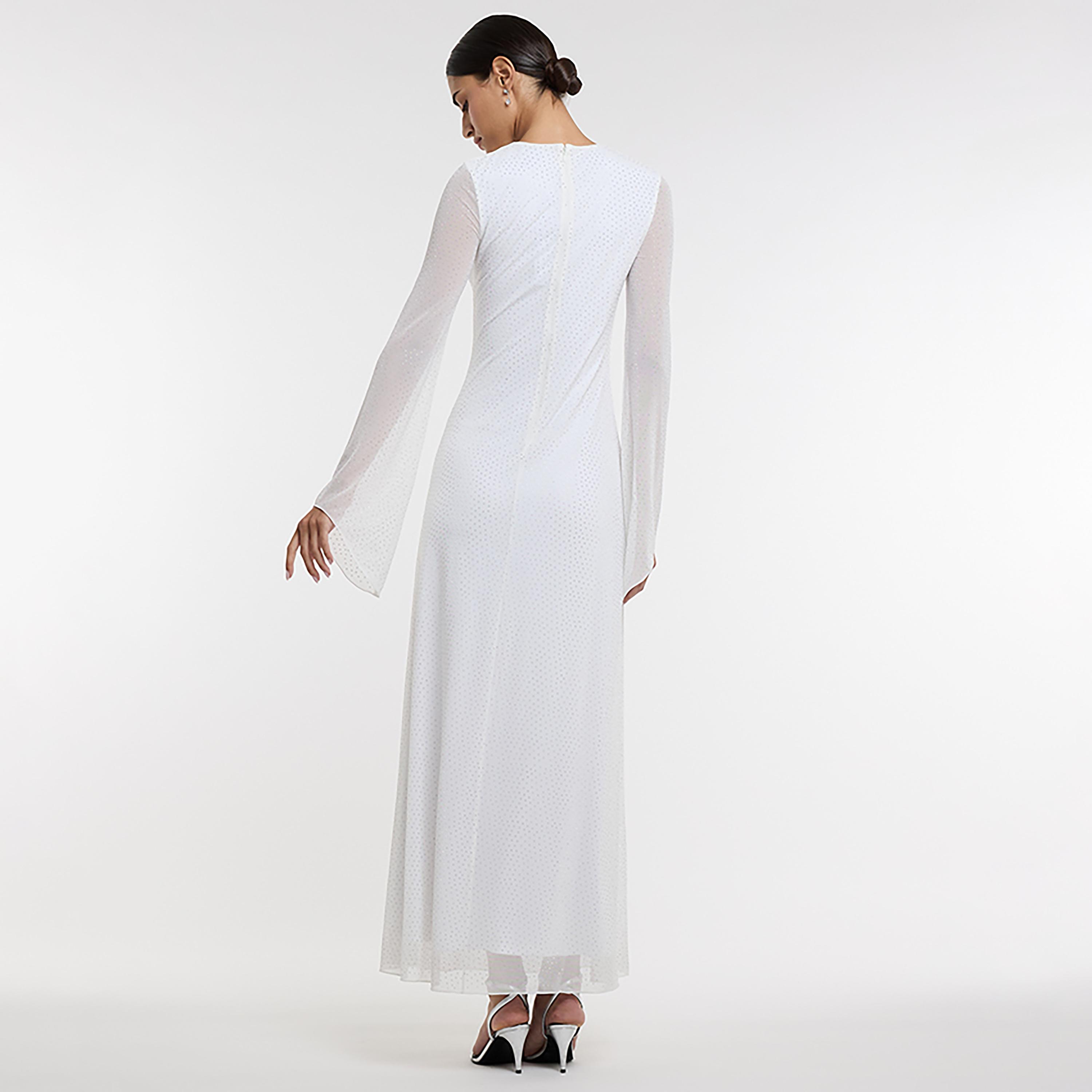 فستان ماكسي نسائي من قماش "ميش" الشبكي المزين باللون الأبيض من بي سي بي جي-women-clothing-dresses-image-2