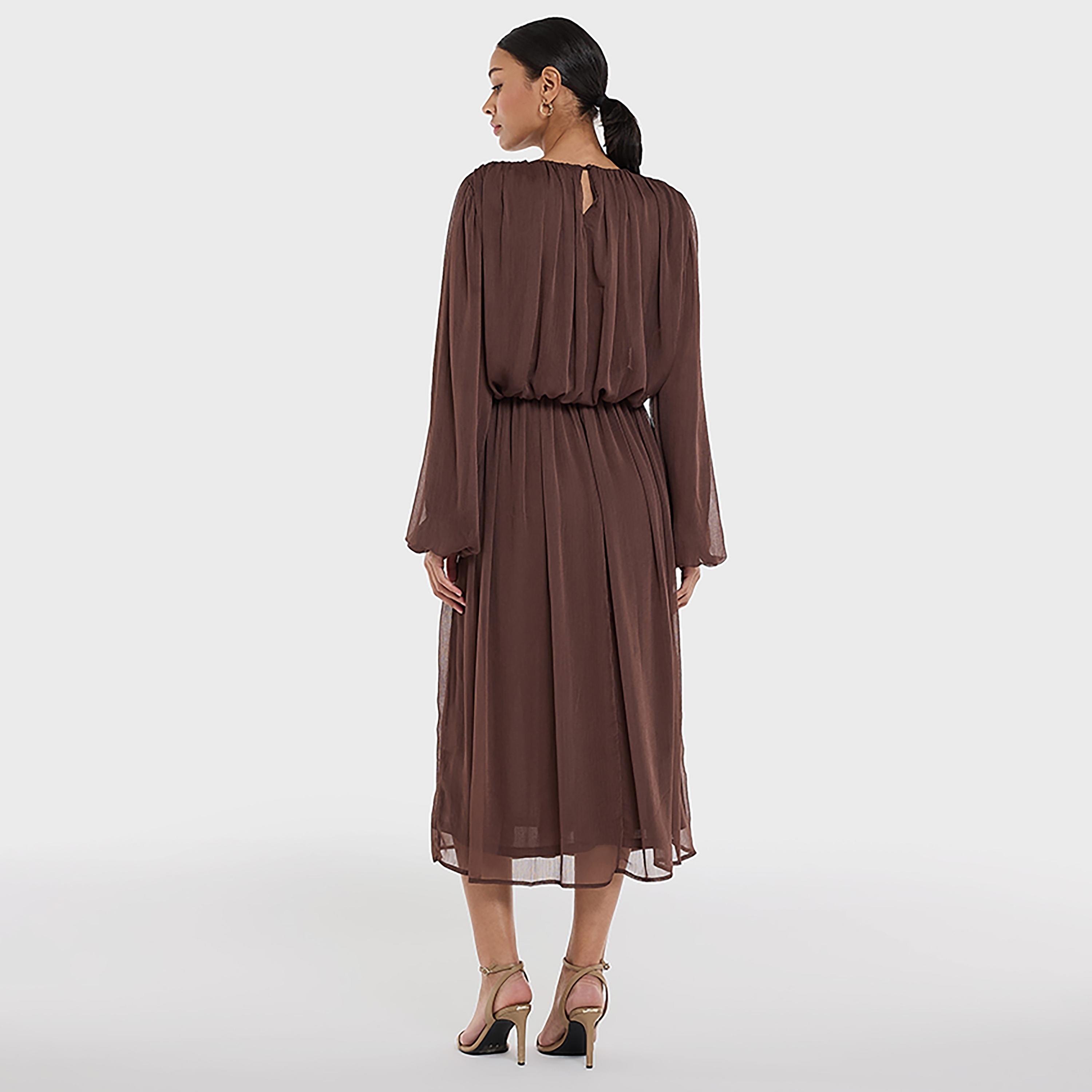 فستان متوسط الطول بلون بني بأكمام منفوخة للنساء من بي سي بي جي-women-clothing-dresses-image-2