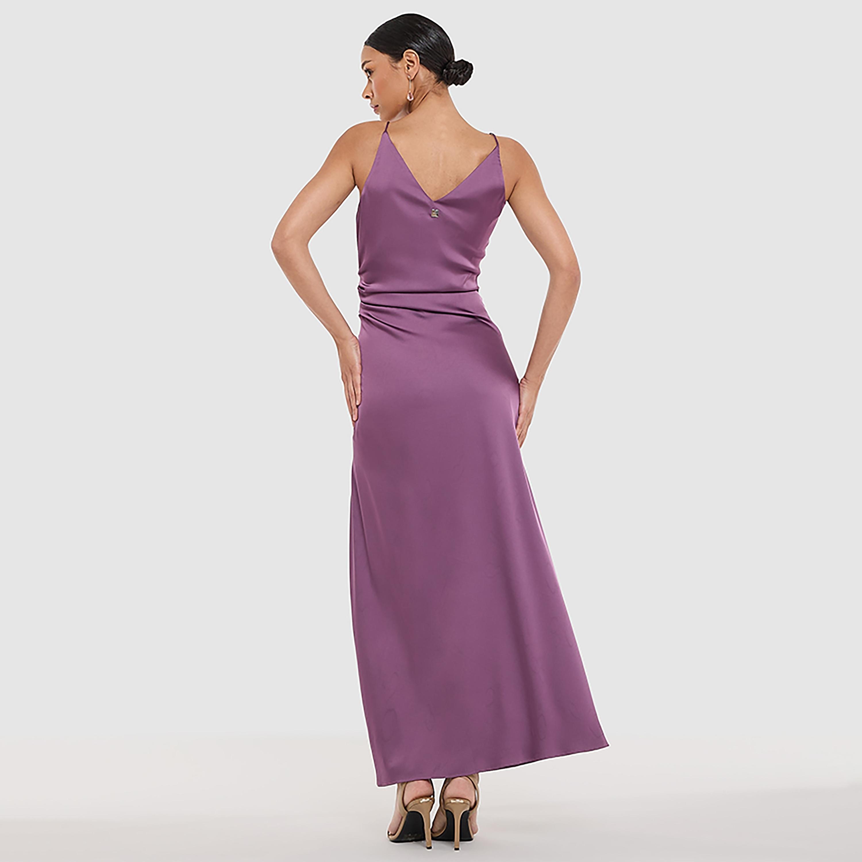 فستان ماكسي ساتان مكشكش، بحمالات كتف، مزين بفتحة للنساء من بي سي بي جي-women-clothing-dresses-image-7