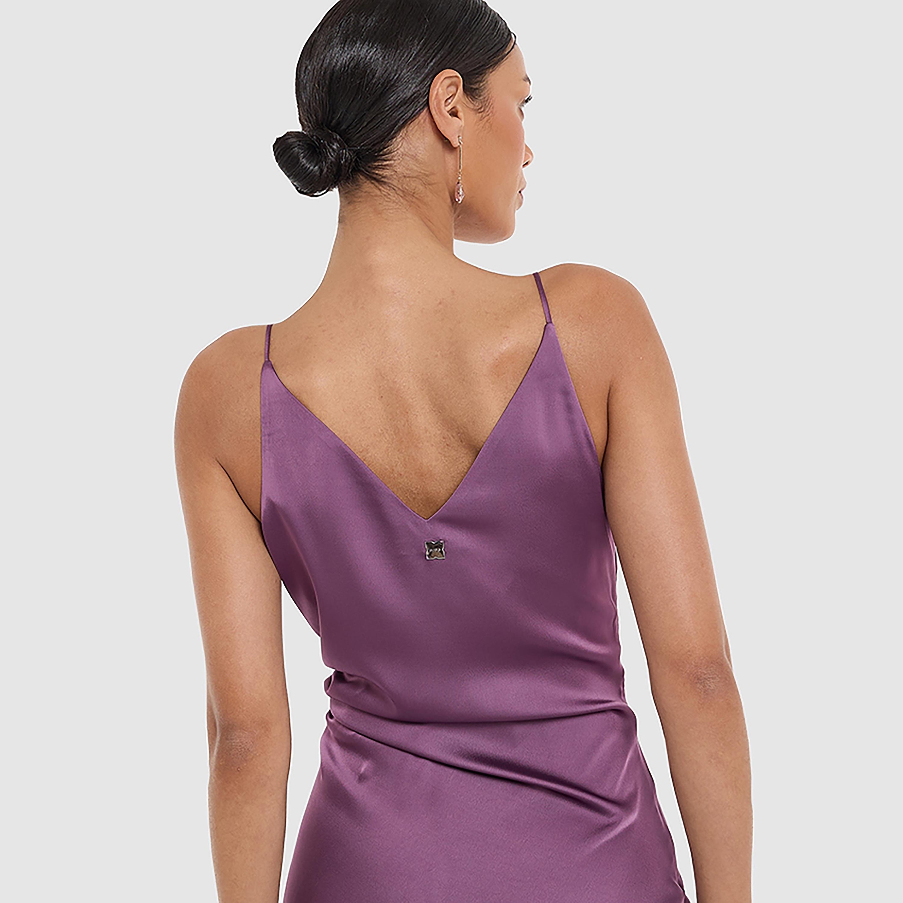 فستان ماكسي ساتان مكشكش، بحمالات كتف، مزين بفتحة للنساء من بي سي بي جي-women-clothing-dresses-image-8