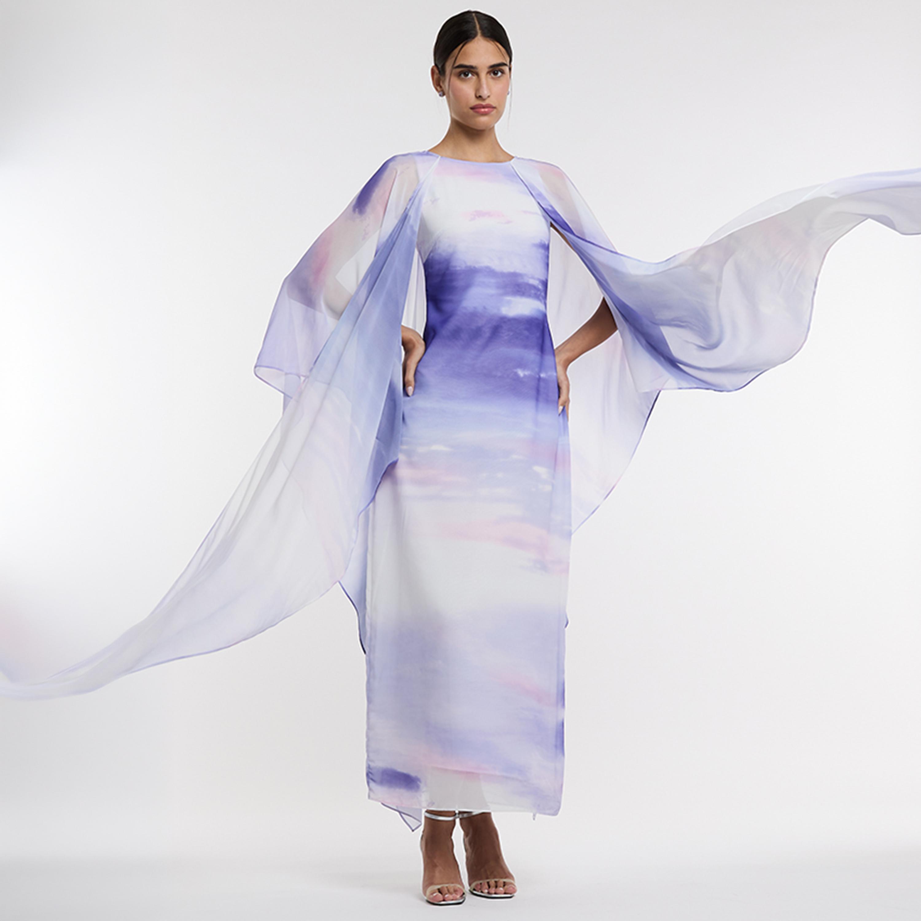فستان ماكسي نسائي بأكمام "كيب" وطبعة "تاي آند داي" لون أرجواني من بي سي بي جي-women-clothing-dresses-image-2