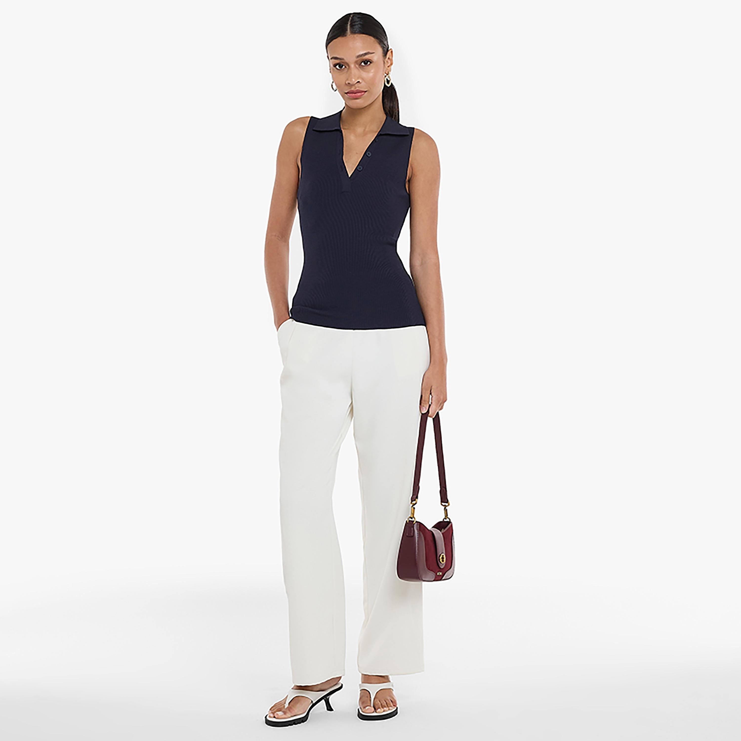بلوزة نسائية بياقة مضلعة من بي سي بي جي-women-clothing-shirtsandblouses-blouses-image-2