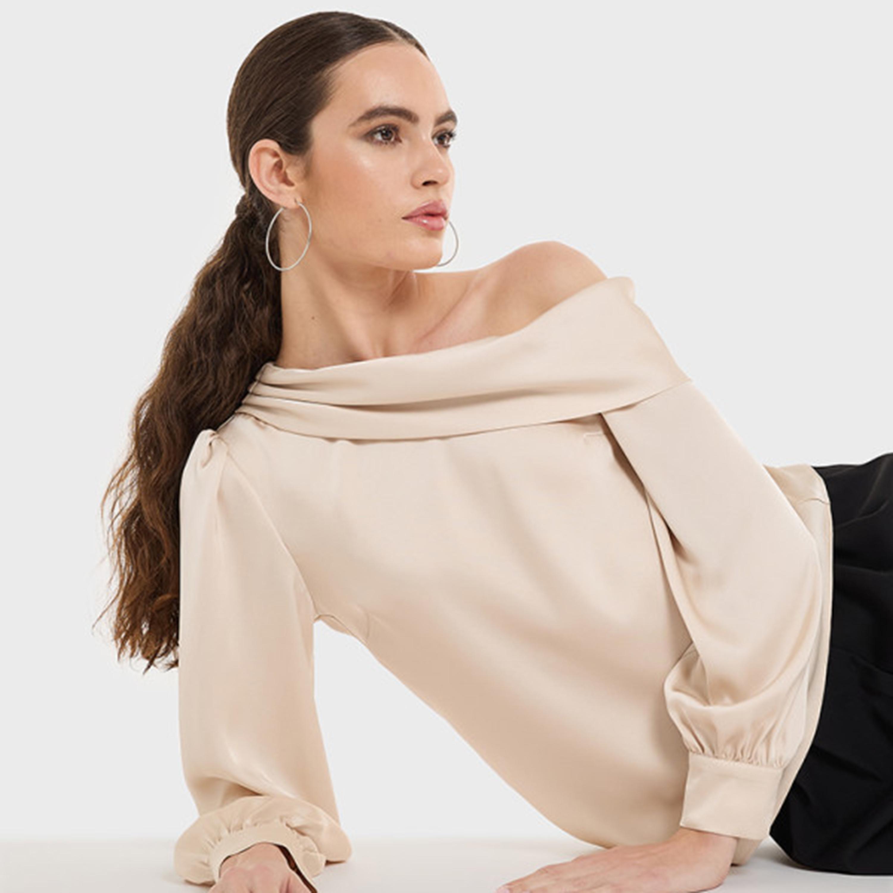 بلوزة نسائية ساتان بكتف واحد وأكمام منفوخة من بي سي بي جي-women-clothing-shirtsandblouses-blouses-image-4