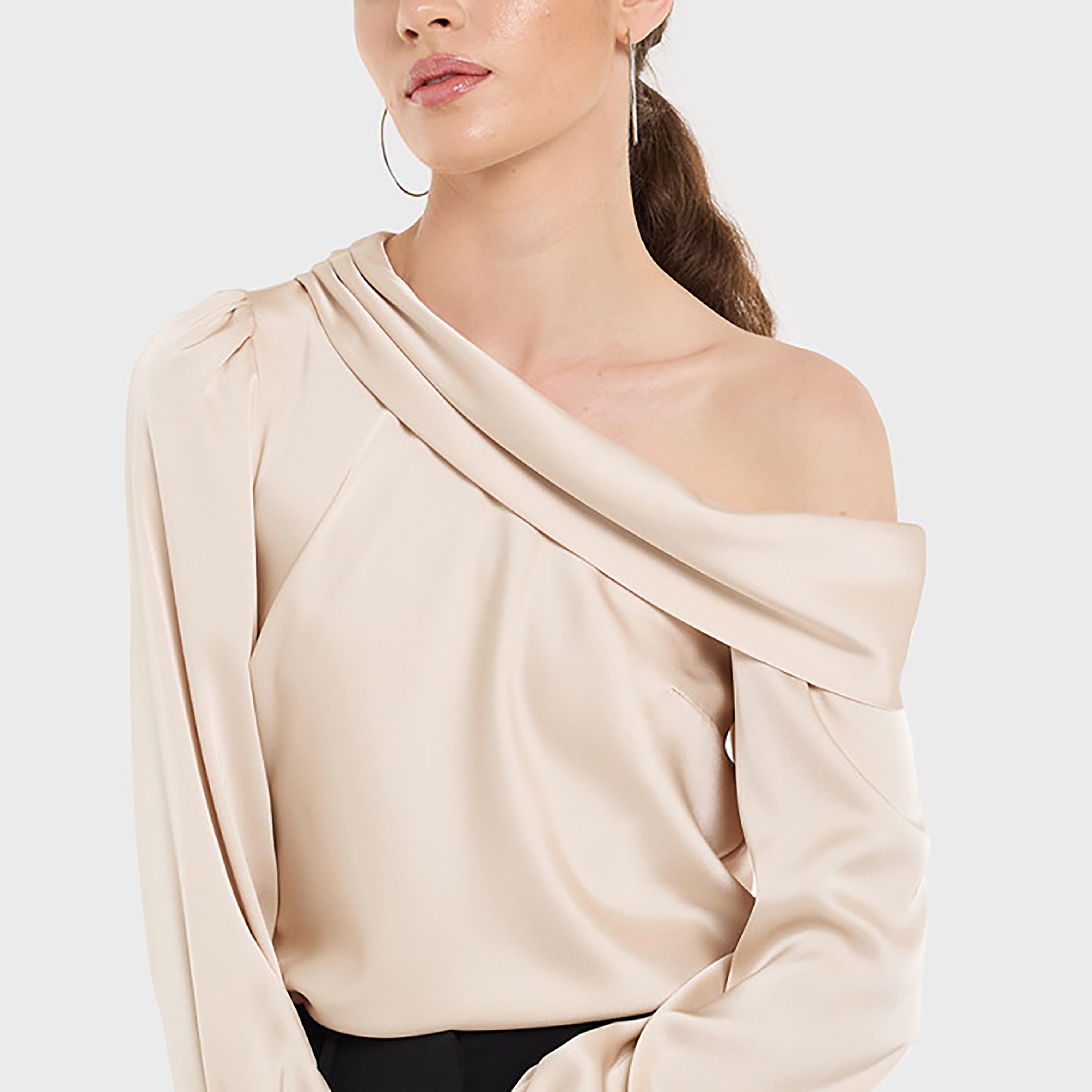 بلوزة نسائية ساتان بكتف واحد وأكمام منفوخة من بي سي بي جي-women-clothing-shirtsandblouses-blouses-image-5