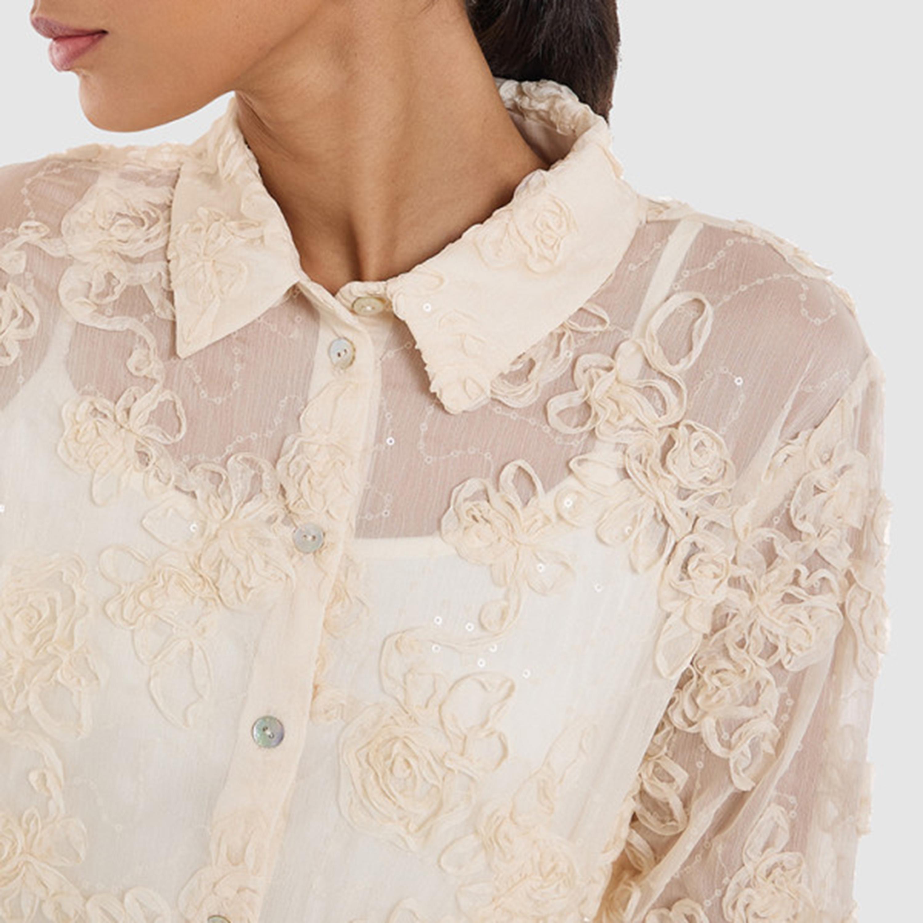 قميص نسائي بتطريز زهور وياقة وأكمام بأساور لون بيج من بي سي بي جي-women-clothing-shirtsandblouses-shirts-image-4