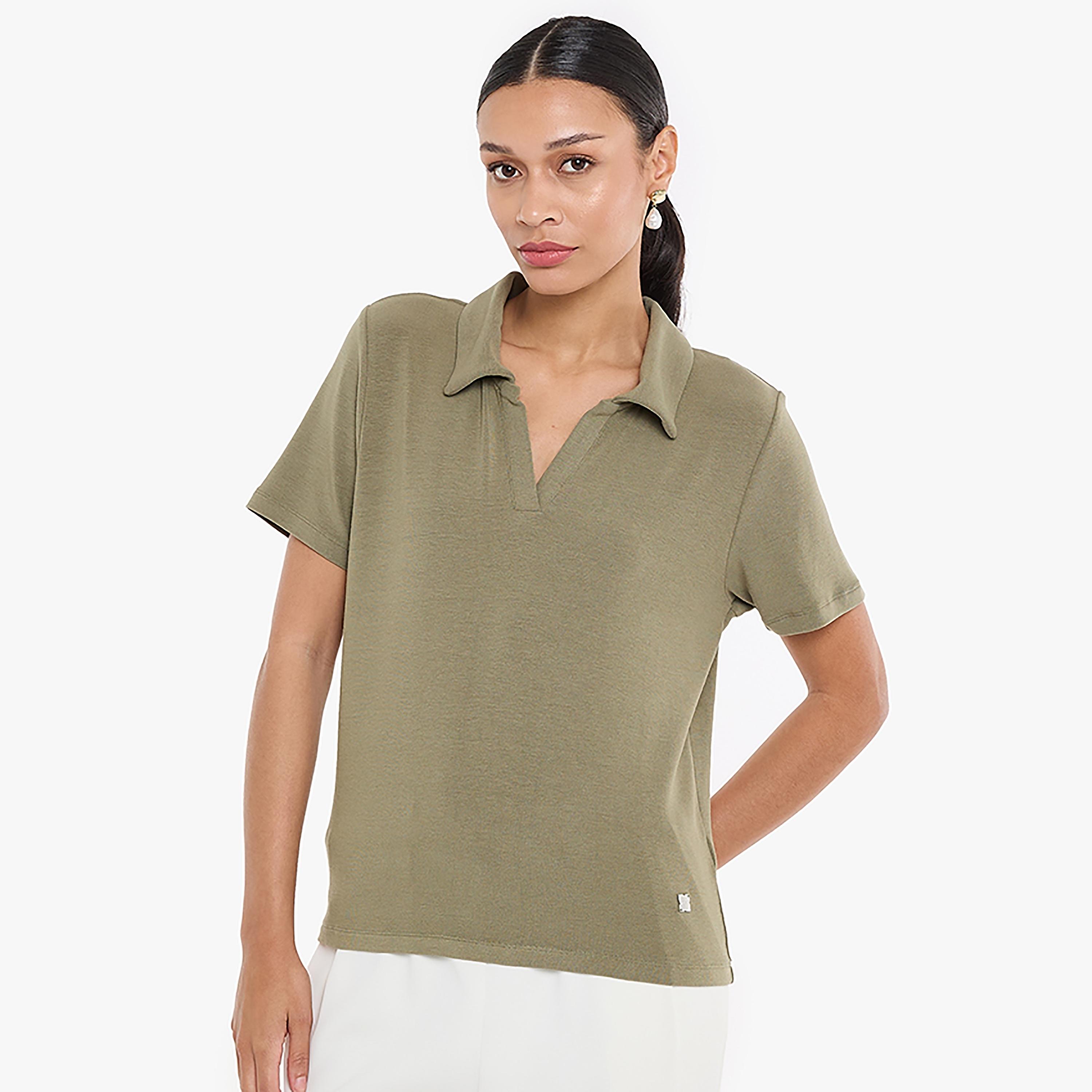 تي شورت بياقة جوني للنساء من بي سي بي جي-women-clothing-tshirts-image-8