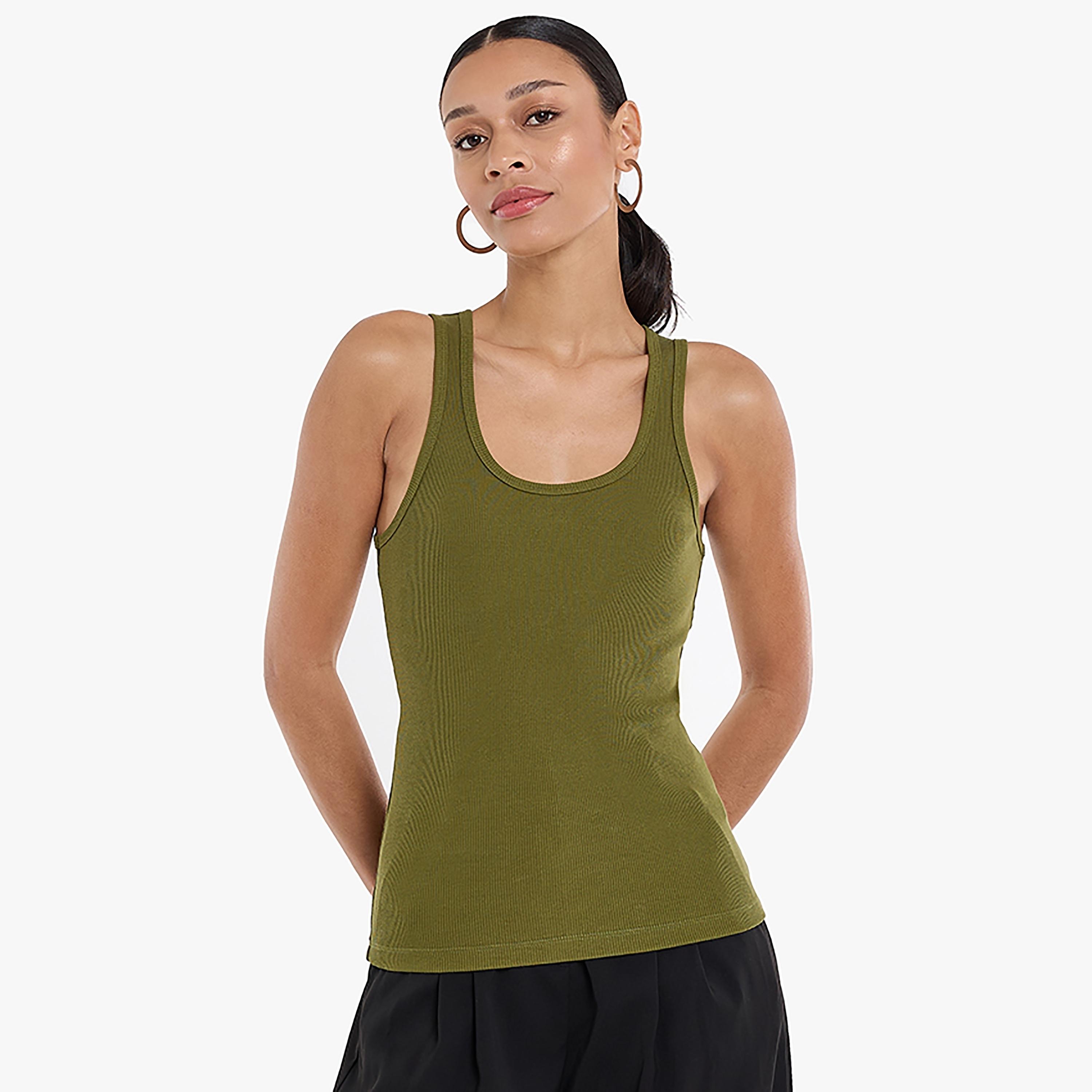 بلوزة نسائية بدون أكمام مضلعة بفتحة رقبة دائرية للنساء من بي سي بي جي-women-clothing-tshirts-image-9