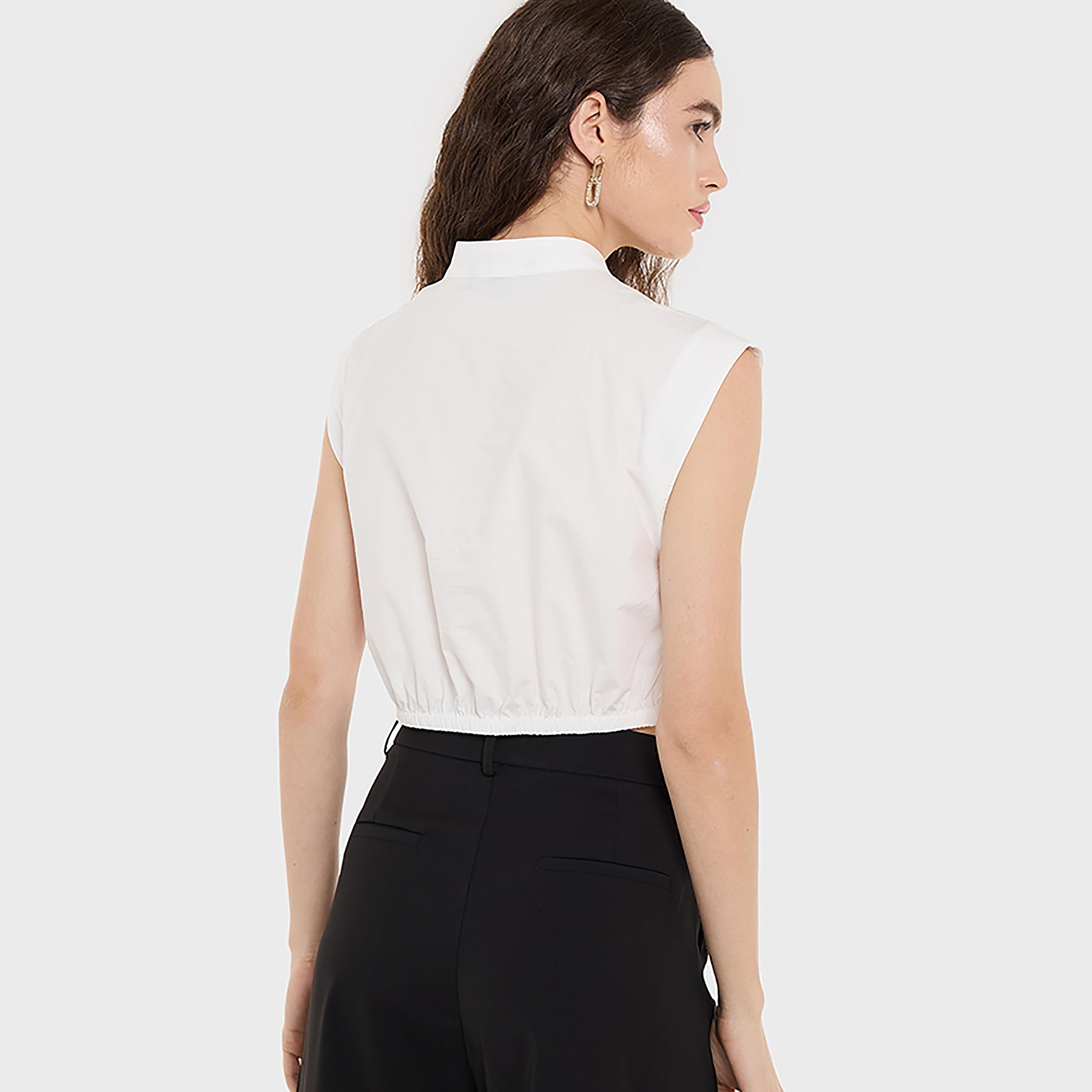 بلوزة بيضاء قطنية بياقة صينية مندرين للنساء من بي سي بي جي-women-clothing-shirtsandblouses-blouses-image-4