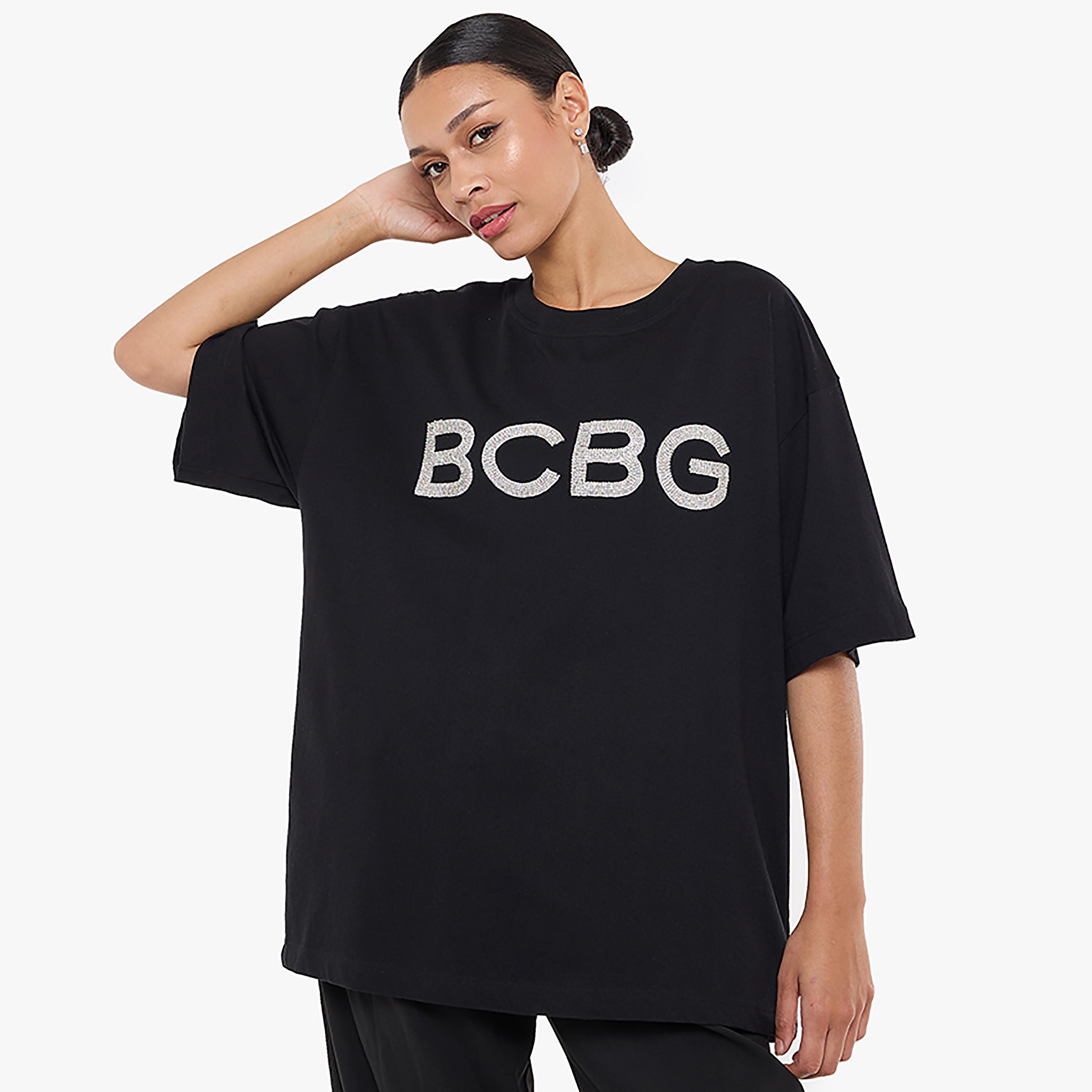 تيشيرت نسائي "أوفرسايز" بشعار مزين من بي سي بي جي-women-clothing-tshirts-image-1