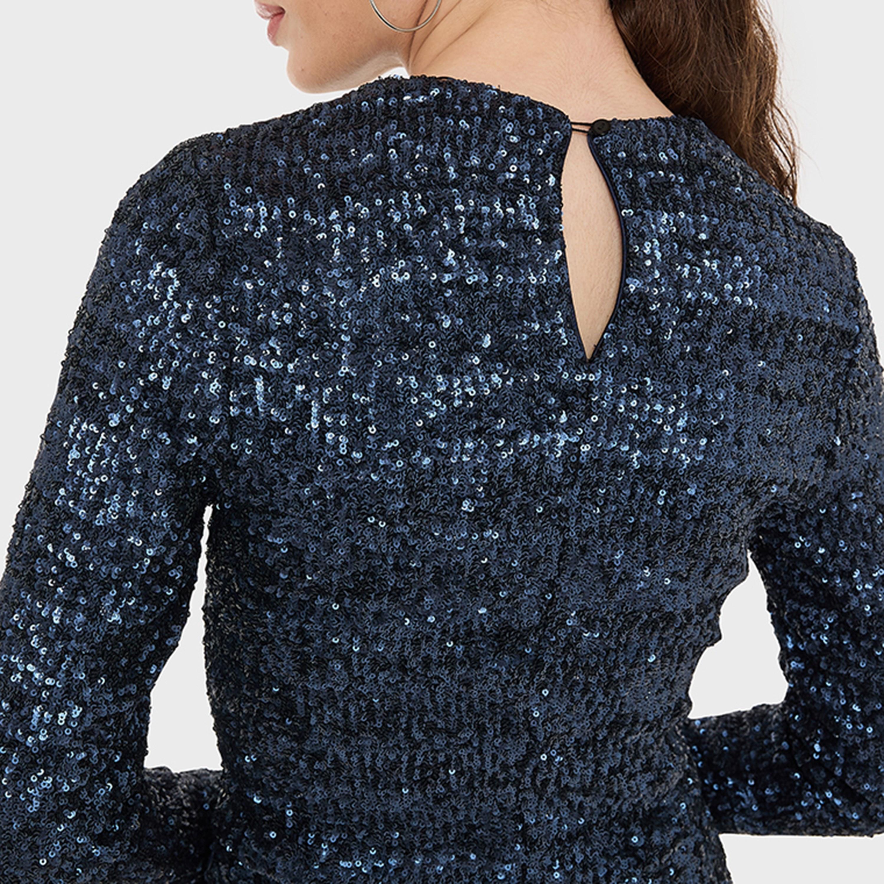 بلوزة "كروب توب" نسائية مطرزة بالترتر باللون الكحلي من بي سي بي جي-women-clothing-shirtsandblouses-blouses-image-4