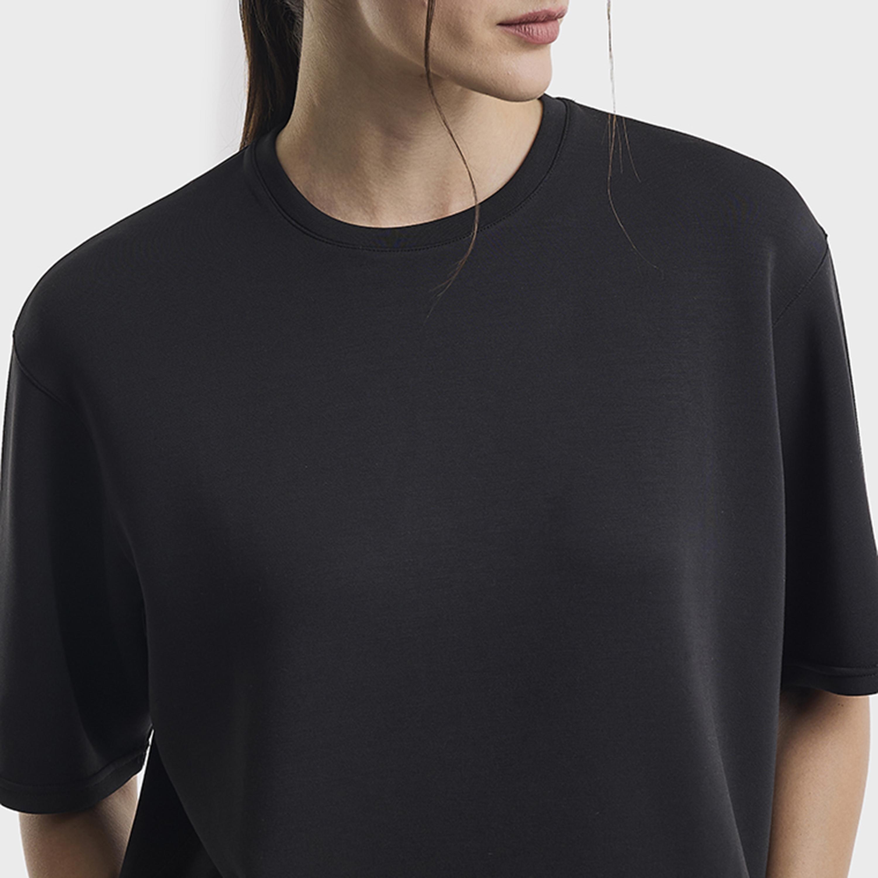 تيشيرت نسائي بياقة مستديرة "كرو نيك" من بي سي بي جي-women-clothing-tshirts-image-8
