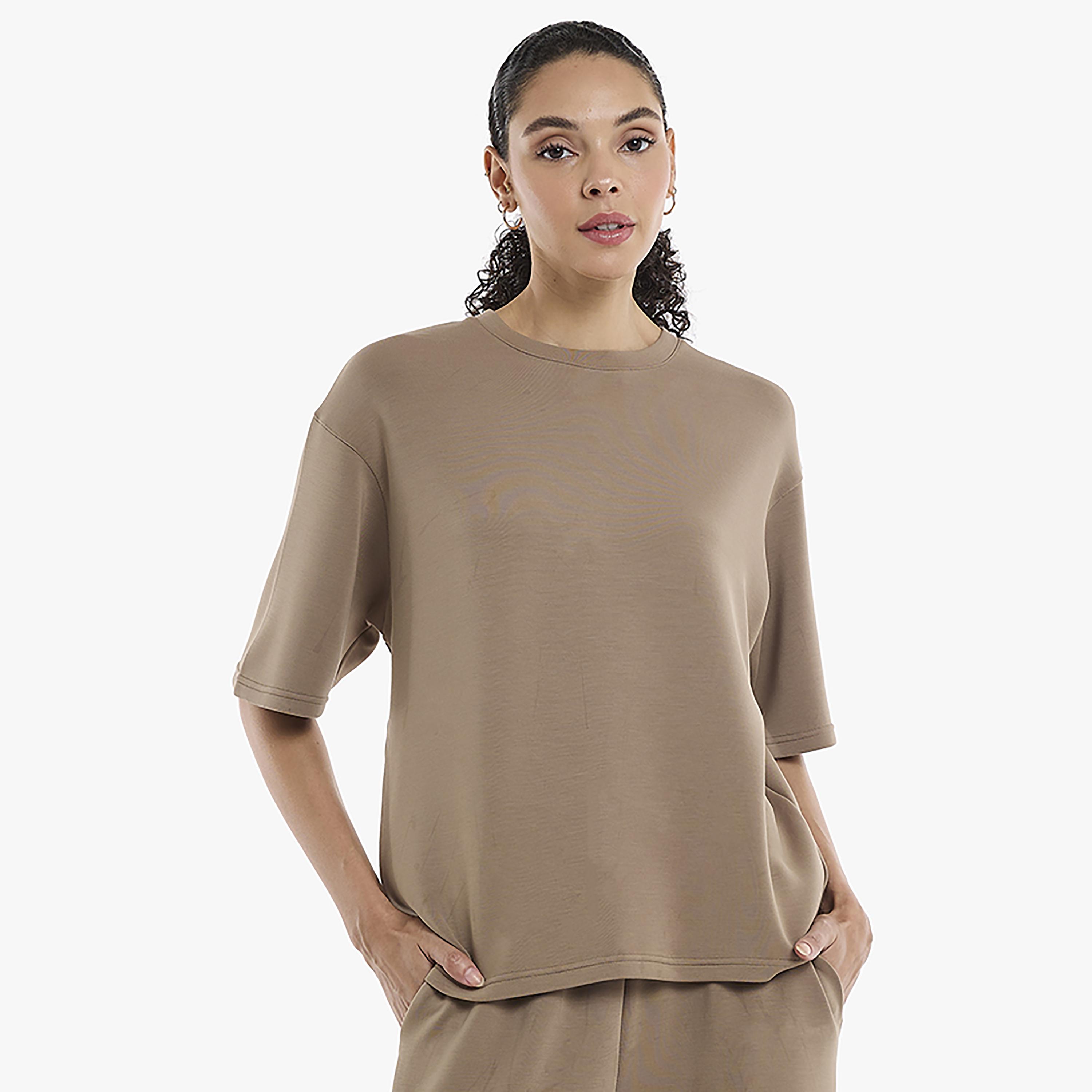 تيشيرت نسائي بياقة مستديرة "كرو نيك" من بي سي بي جي-women-clothing-tshirts-image-1