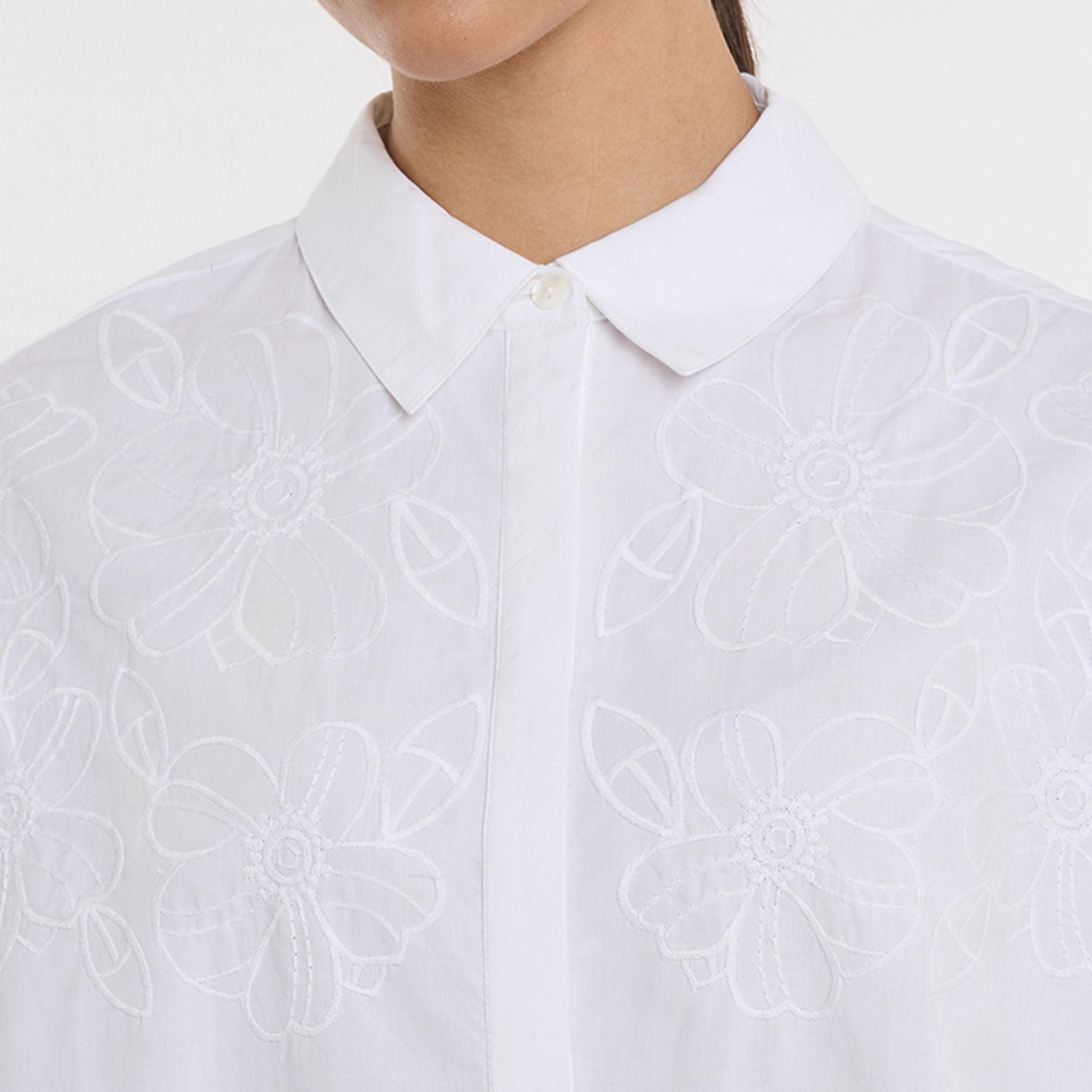 قميص نسائي مطرز باللون الأبيض من بي سي بي جي-women-clothing-shirtsandblouses-shirts-image-4