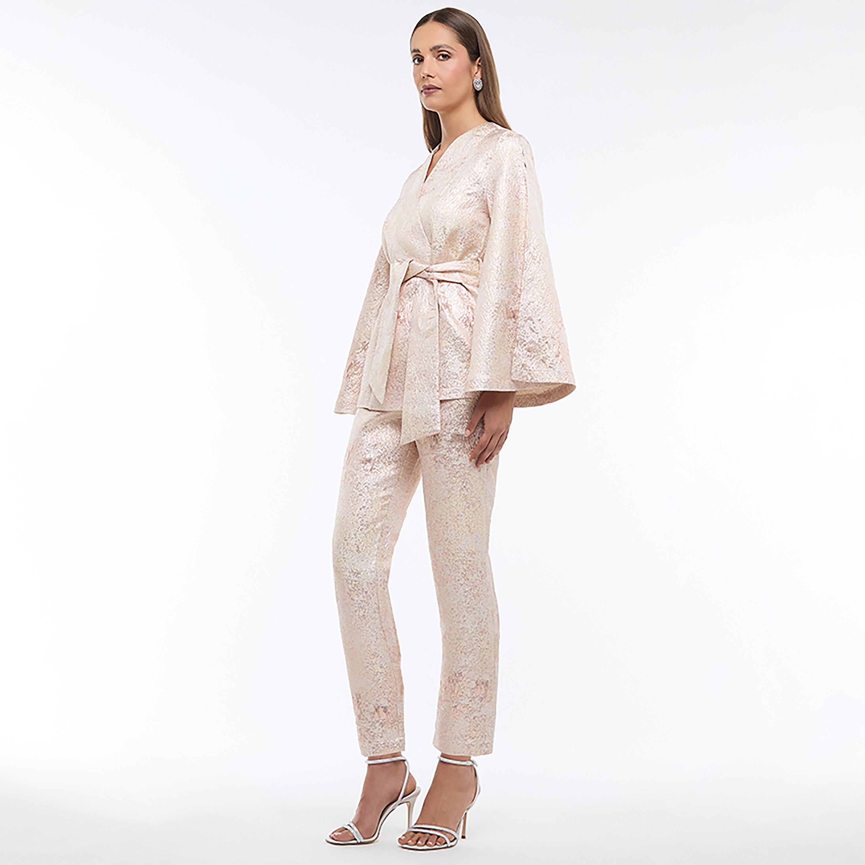 بنطلون نسائي قماش لوريكس ميتاليك لون روز جولد من بي سي بي جي-women-clothing-bottoms-trousers-image-2
