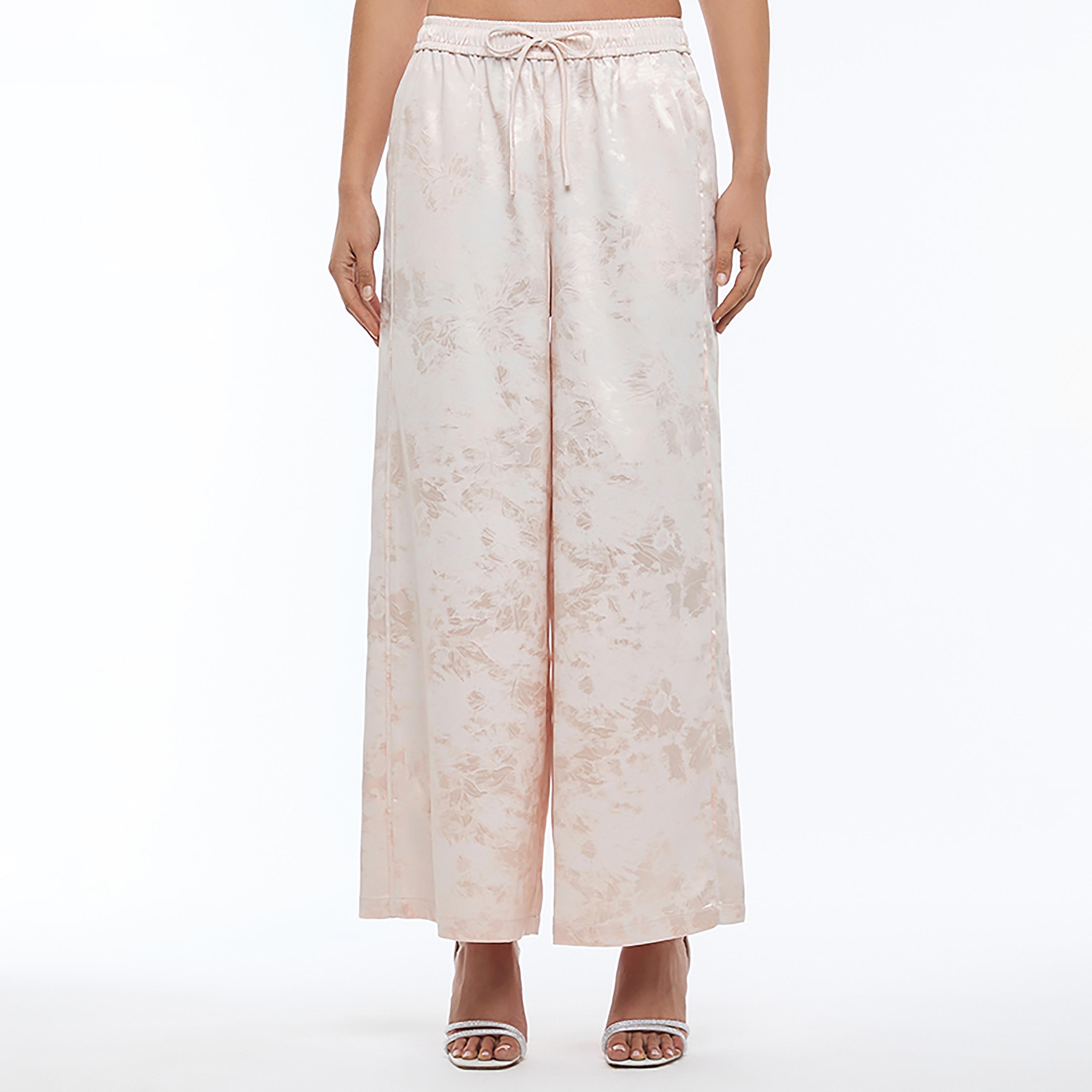 بنطلون نسائي أرجل واسعة وقماش ساتان جاكار لون وردي من بي سي بي جي-women-clothing-bottoms-trousers-image-1