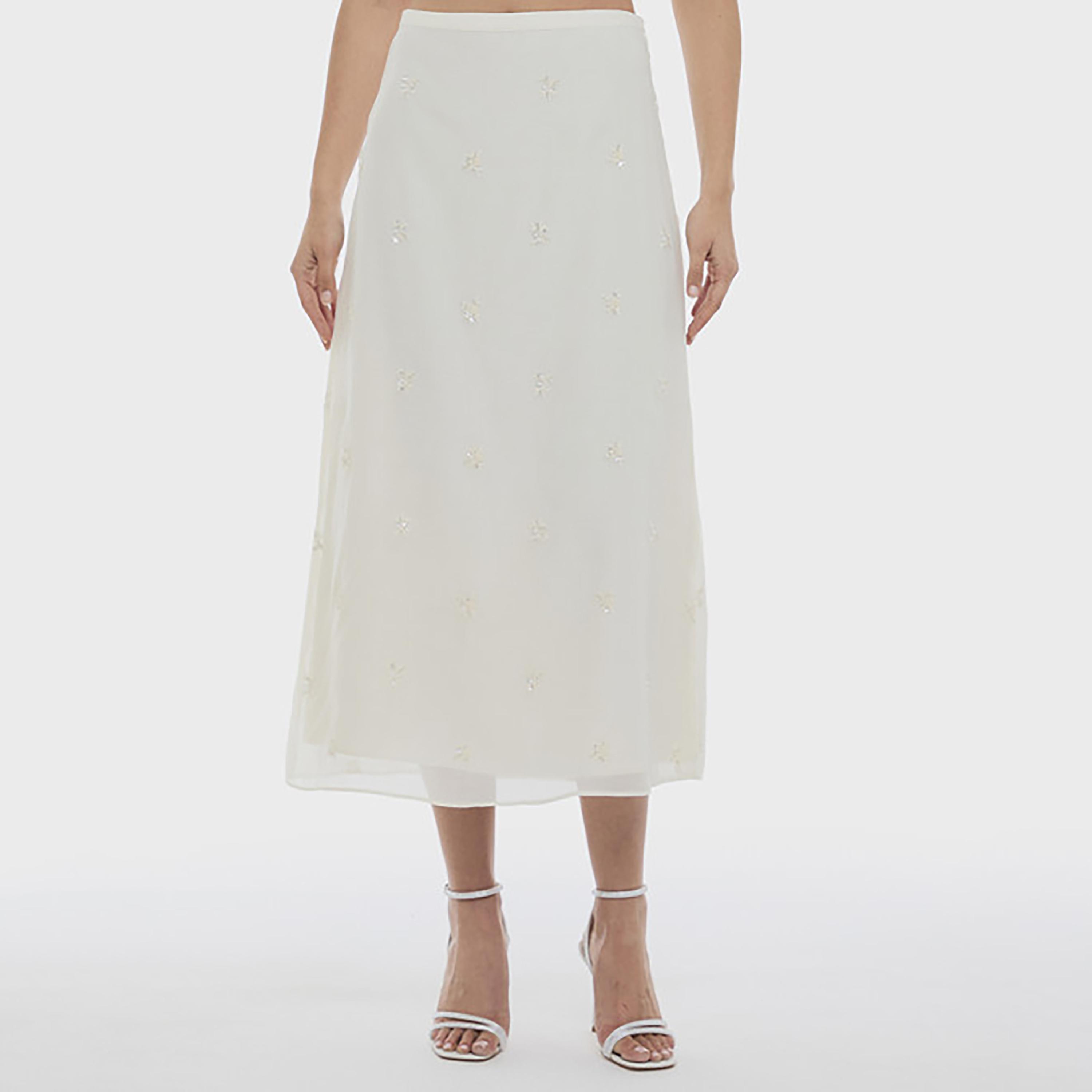 تنورة ميدي نسائية مطرزة بالخيوط والترتر بلون أبيض من بي سي بي جي-women-clothing-bottoms-skirts-image-1