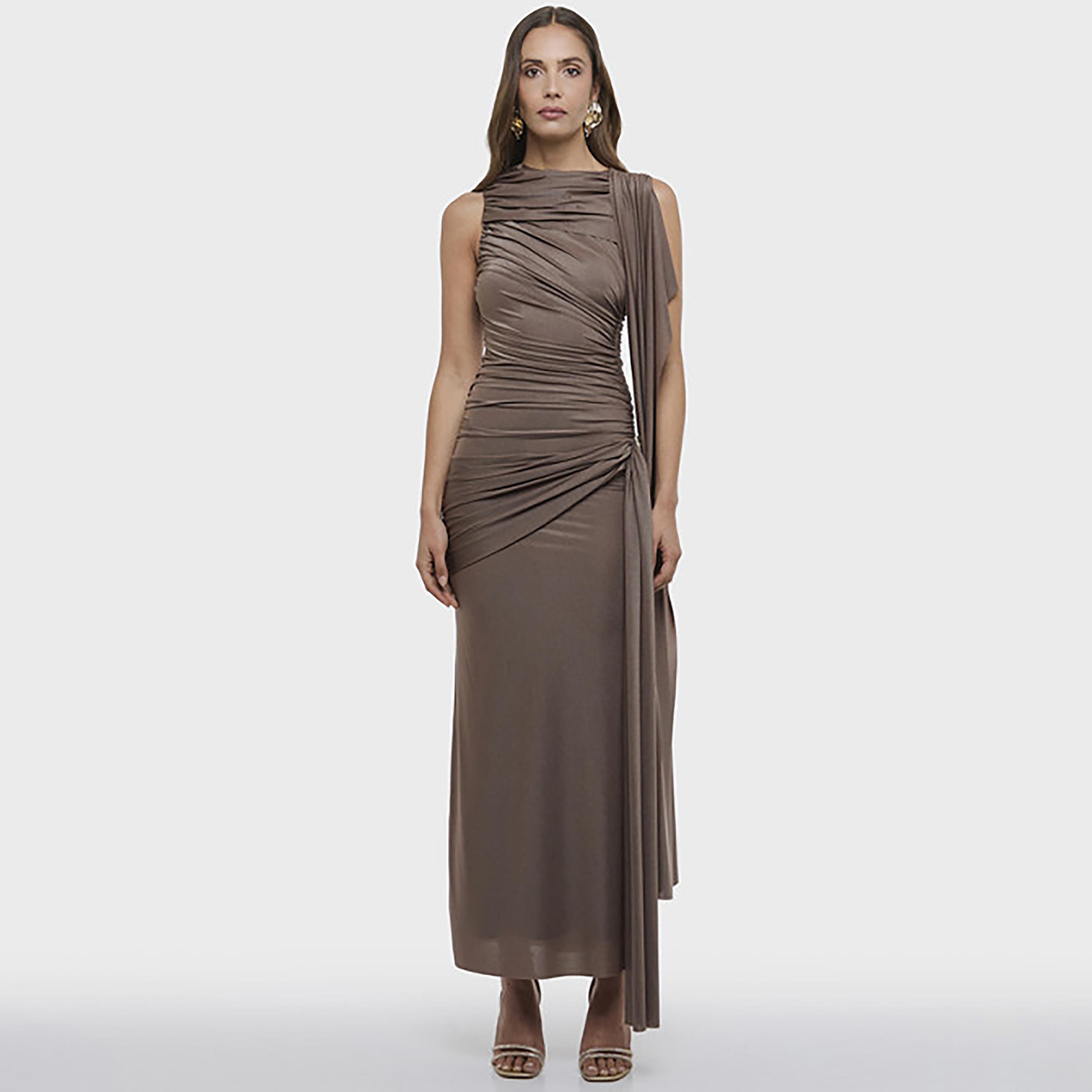 فستان ماكسي نسائي "بوديكون" ضيق بتصميم "روشد" بزمزمة بلون بني من بي سي بي جي-women-clothing-dresses-image-1