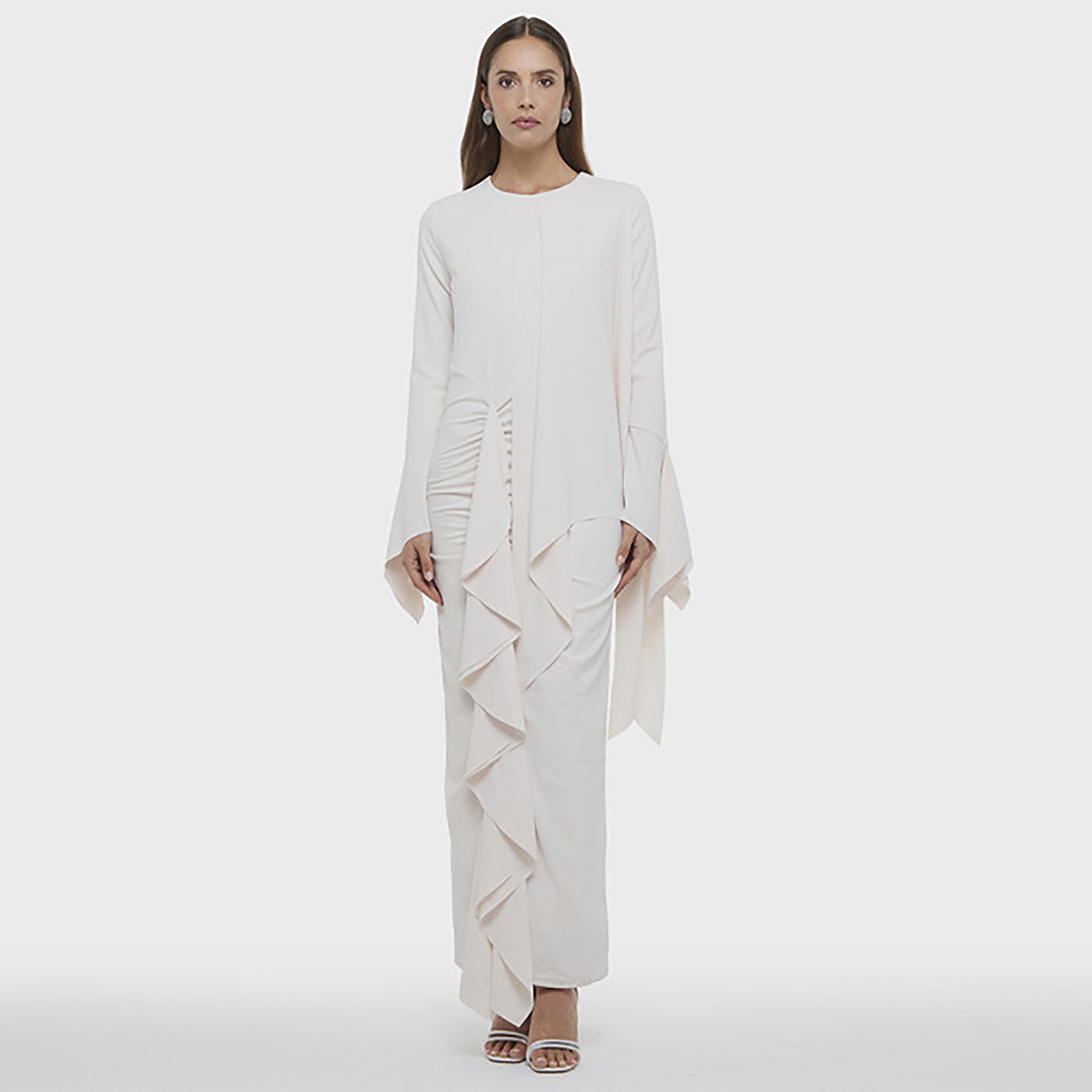 فستان ماكسي نسائي من الكريب المكشكش بلون أوف وايت من بي سي بي جي-women-clothing-dresses-image-1