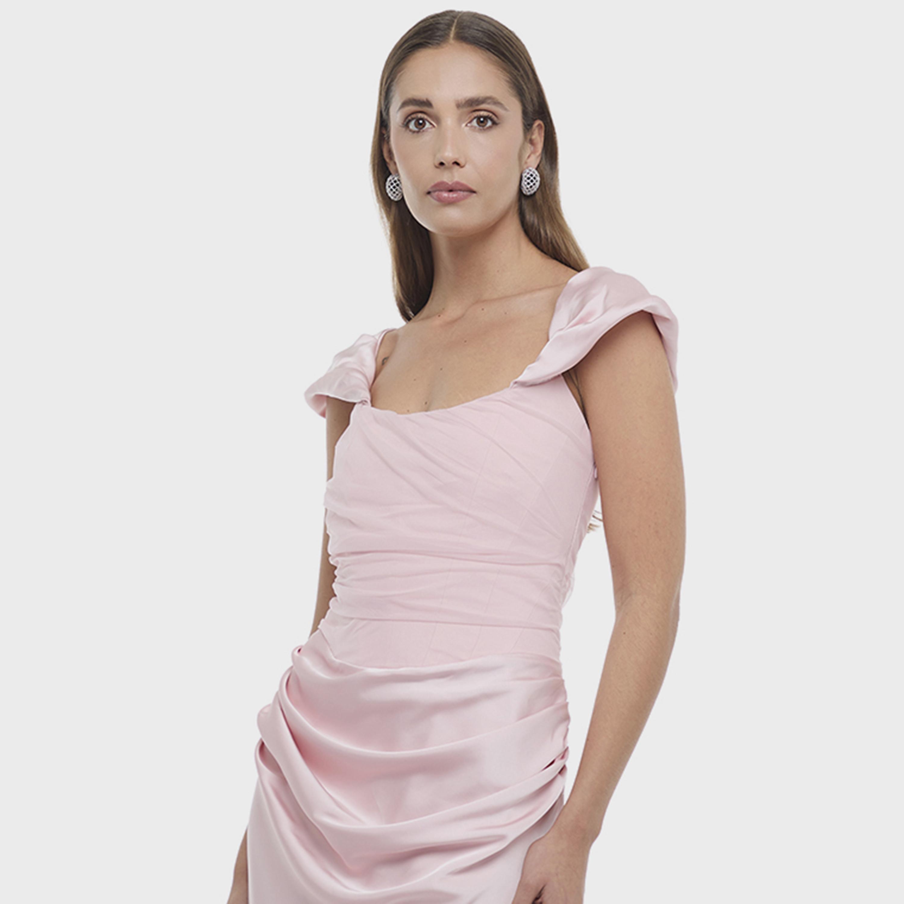 فستان ماكسي ساتان "كورسيه" بأكمام "كاب" وتصميم "روشد" لون وردي من بي سي بي جي-women-clothing-dresses-image-4