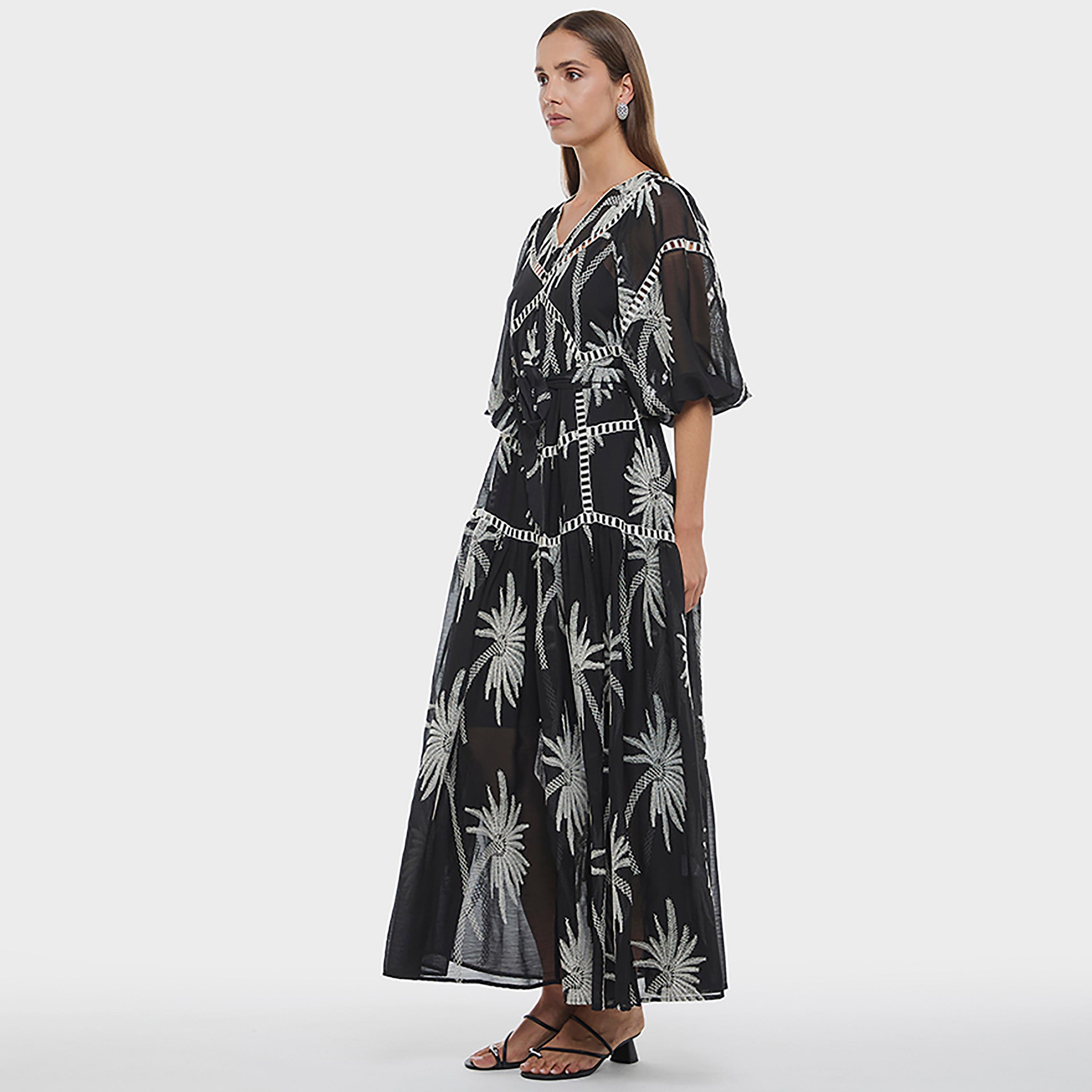 فستان ماكسي نسائي بأكمام منفوخة وتطريز لون أسود من بي سي بي جي-women-clothing-dresses-image-2