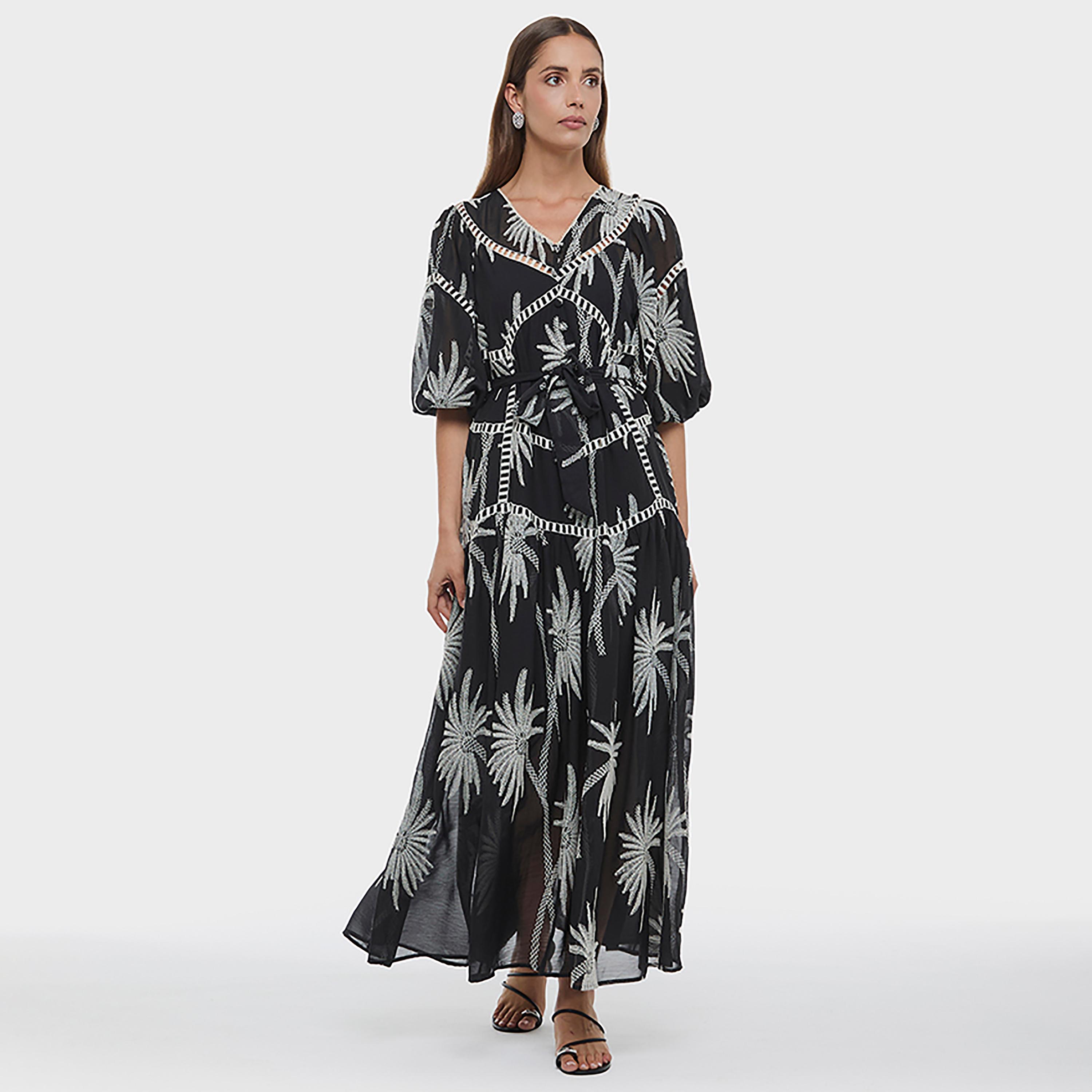 فستان ماكسي نسائي بأكمام منفوخة وتطريز لون أسود من بي سي بي جي-women-clothing-dresses-image-5