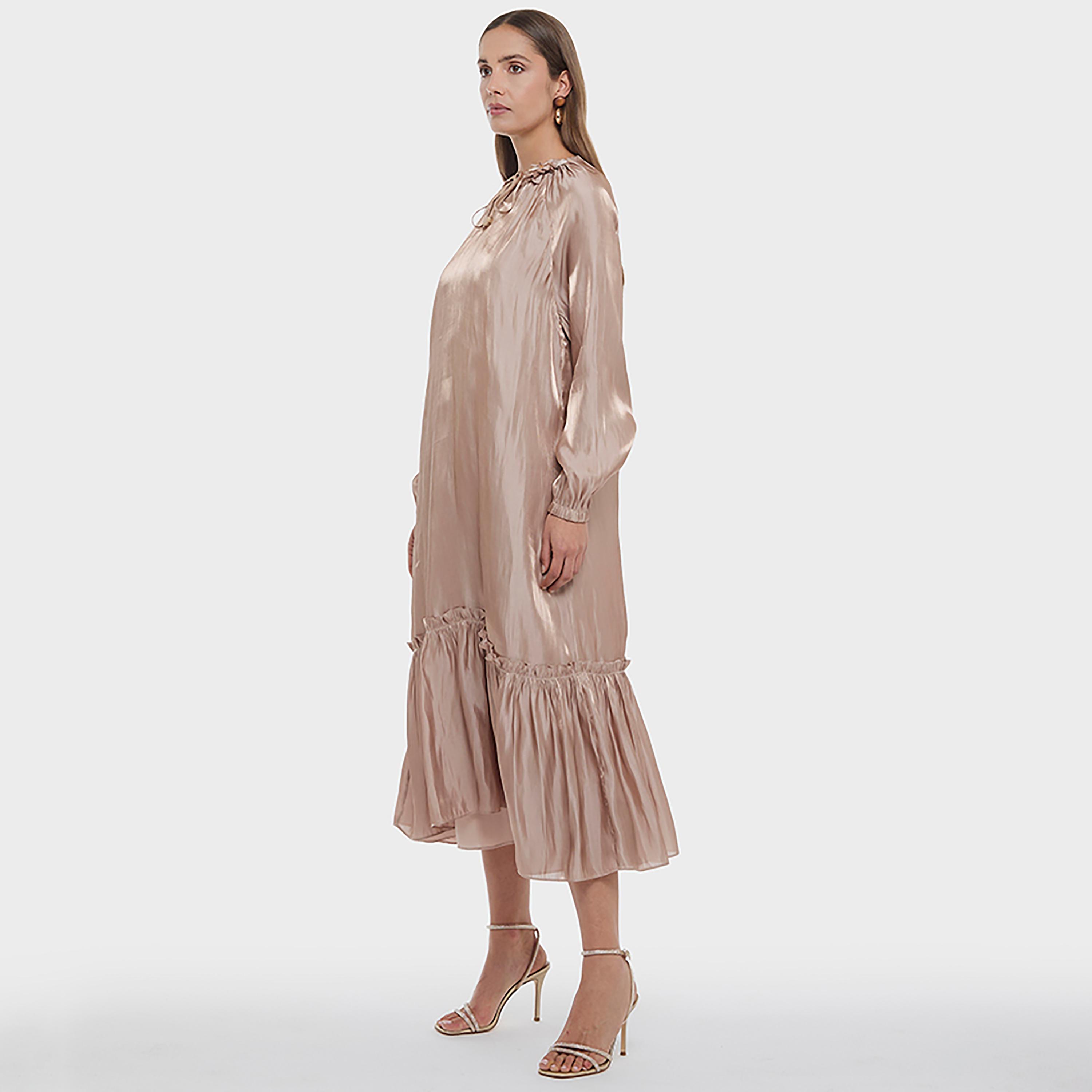 فستان ميدي نسائي بخصر منخفض وأكمام "بيشوب" وياقة تربط لون بني من بي سي بي جي-women-clothing-dresses-image-2