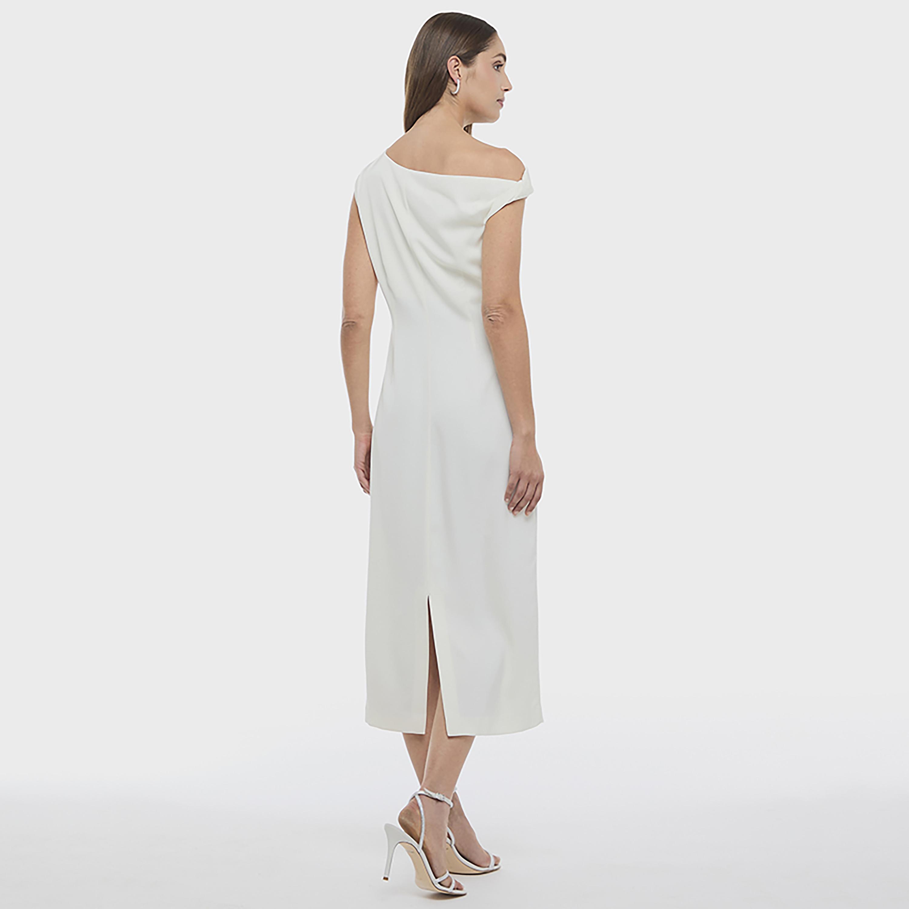 فستان ميدي نسائي بكتف واحد وفتحة رقبة غير متماثلة بلون أبيض من بي سي بي جي-women-clothing-dresses-image-3